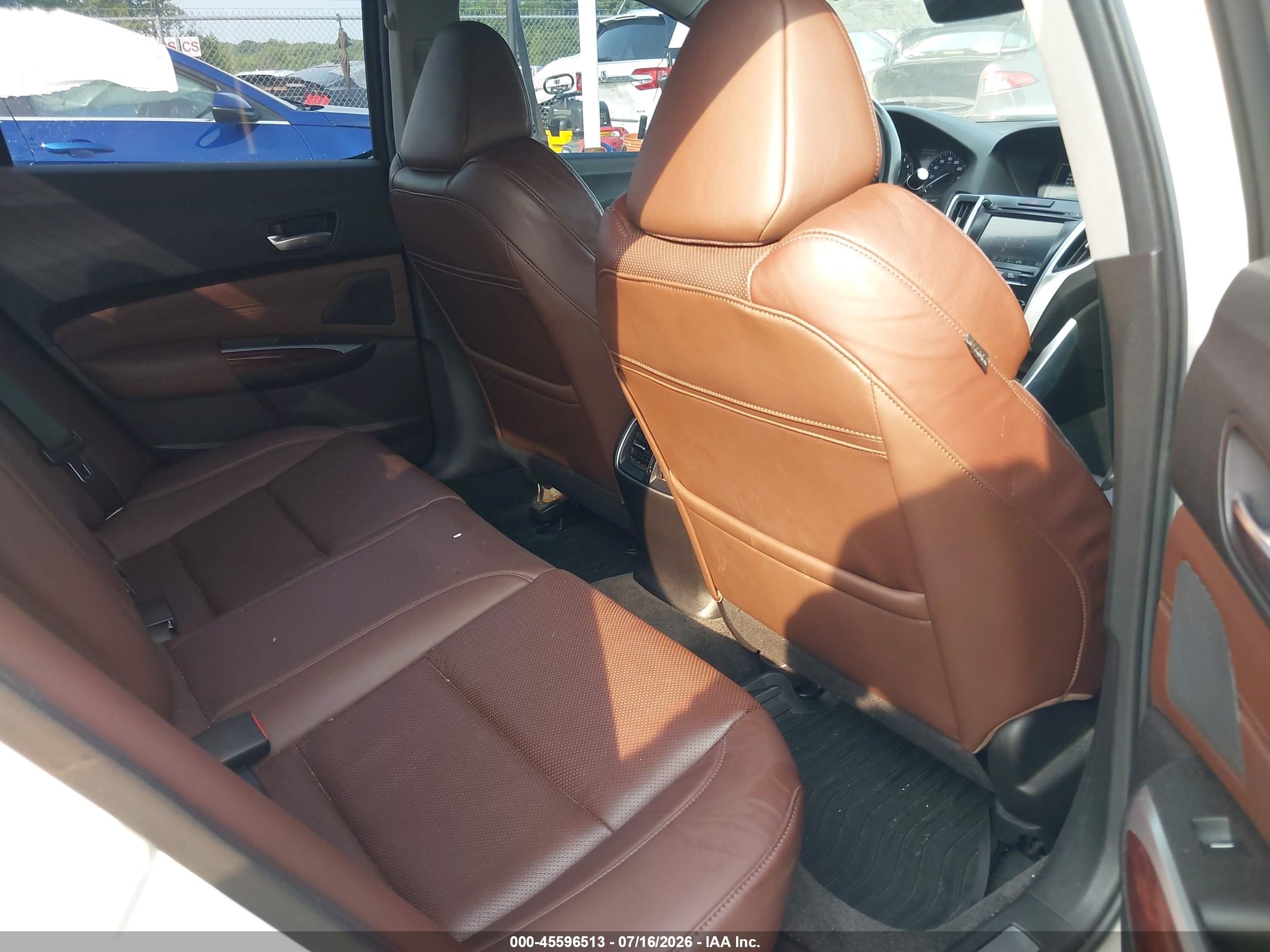 2015 Acura Tlx V6 Tech Белый vin: 19UUB2F58FA024366