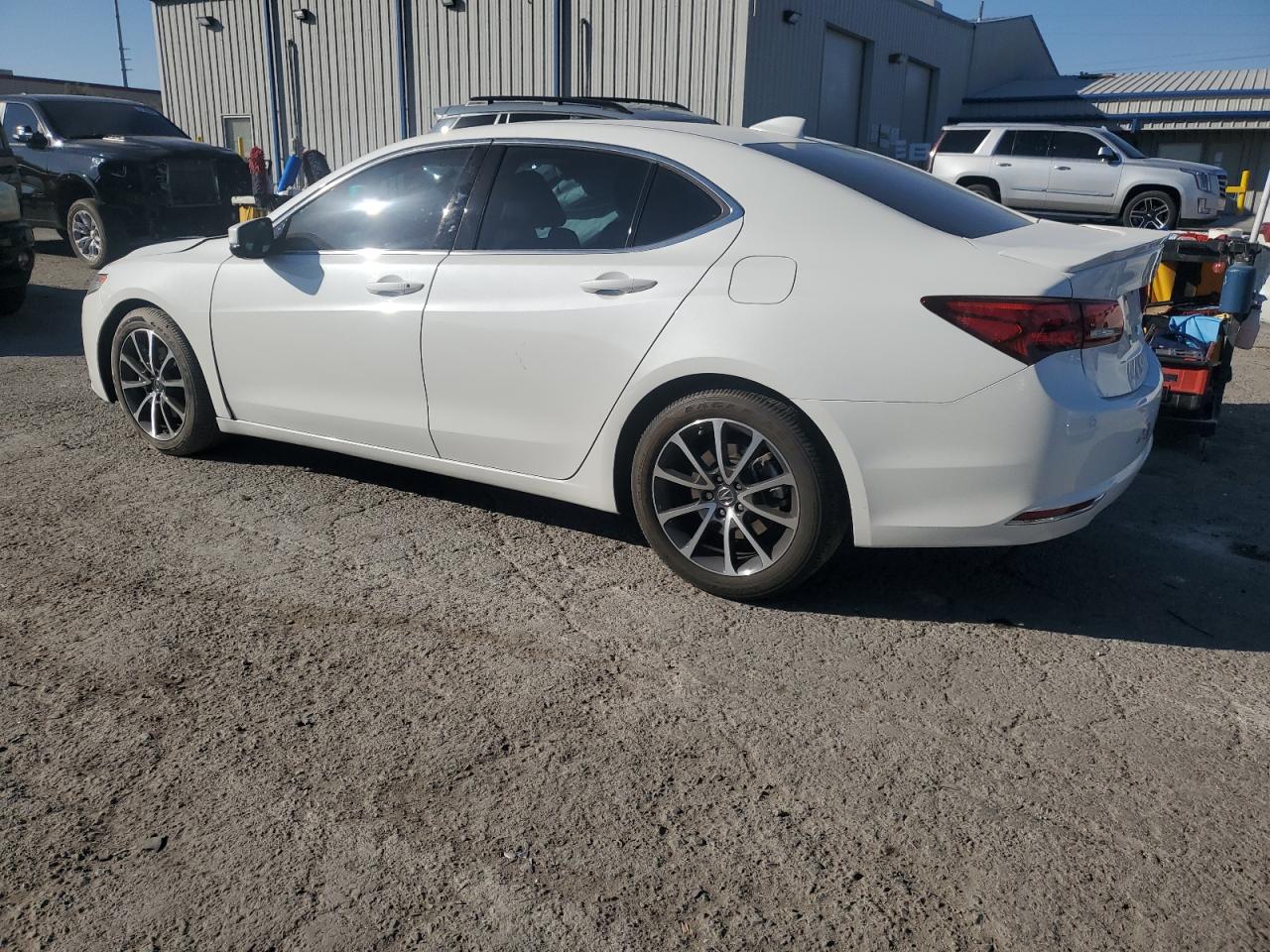 2015 Acura Tlx Advance White vin: 19UUB2F77FA003560