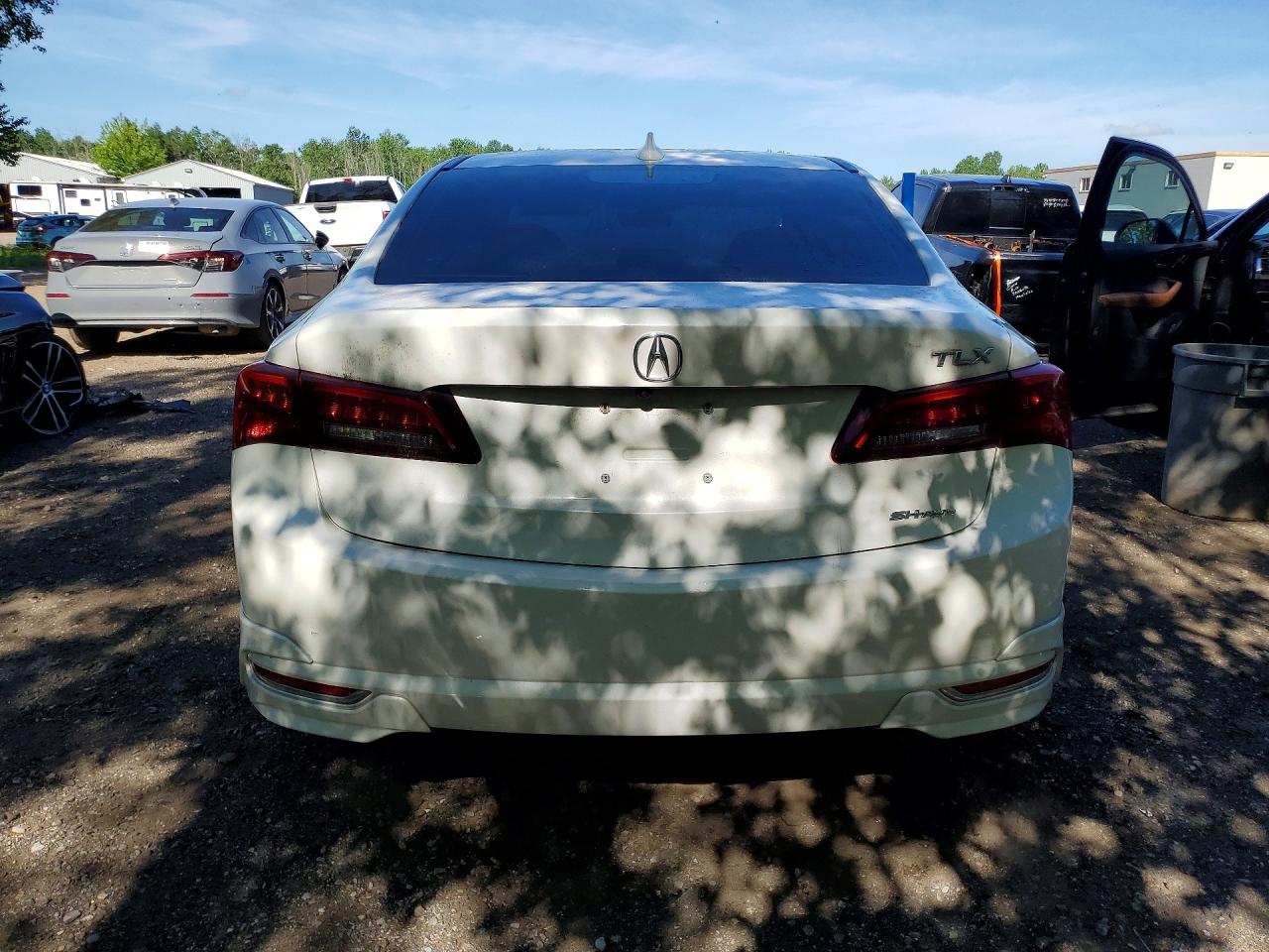 2015 Acura Tlx Tech Белый vin: 19UUB3F50FA804027