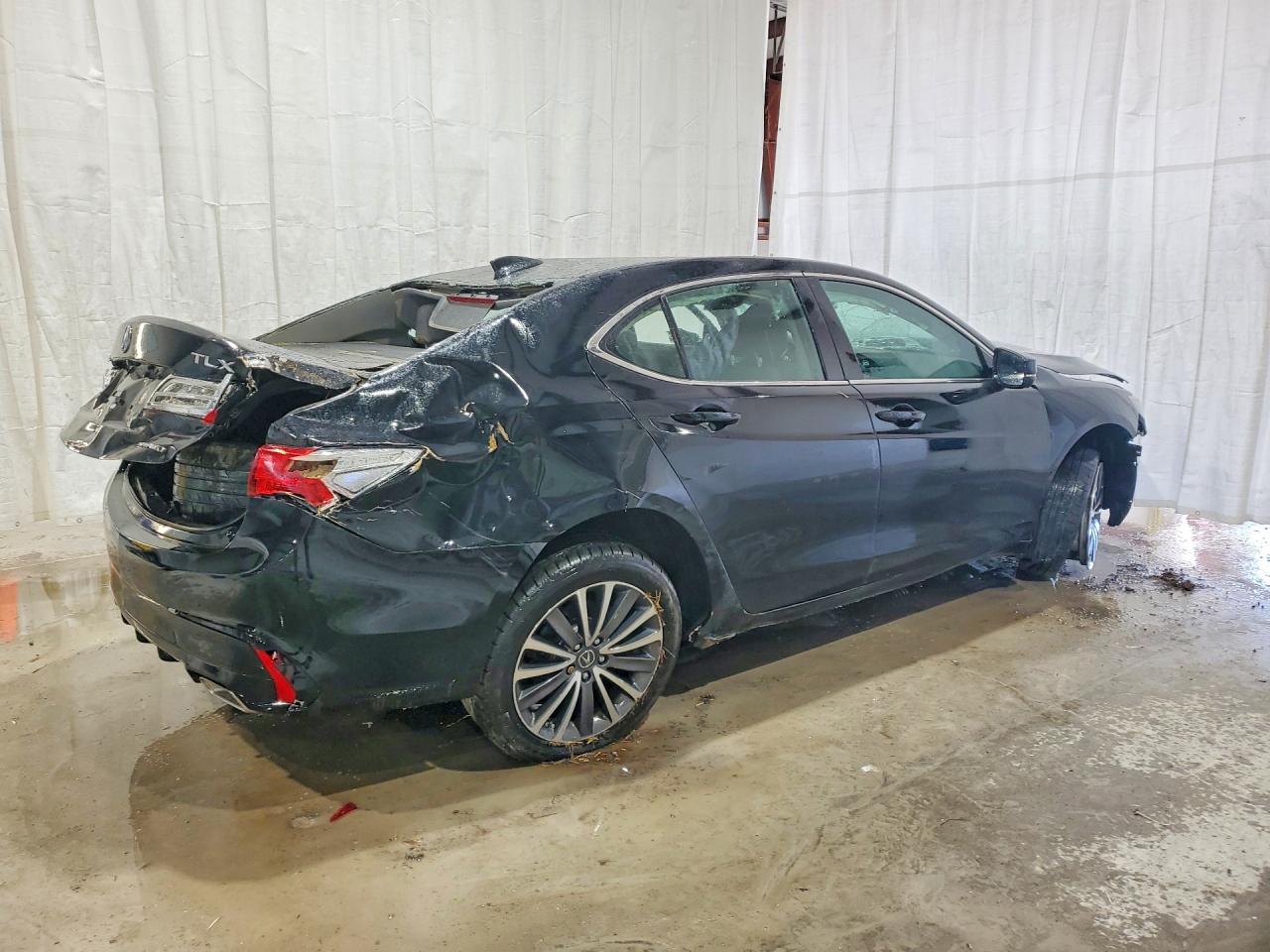 2018 Acura Tlx Tech Черный vin: 19UUB3F50JA802139