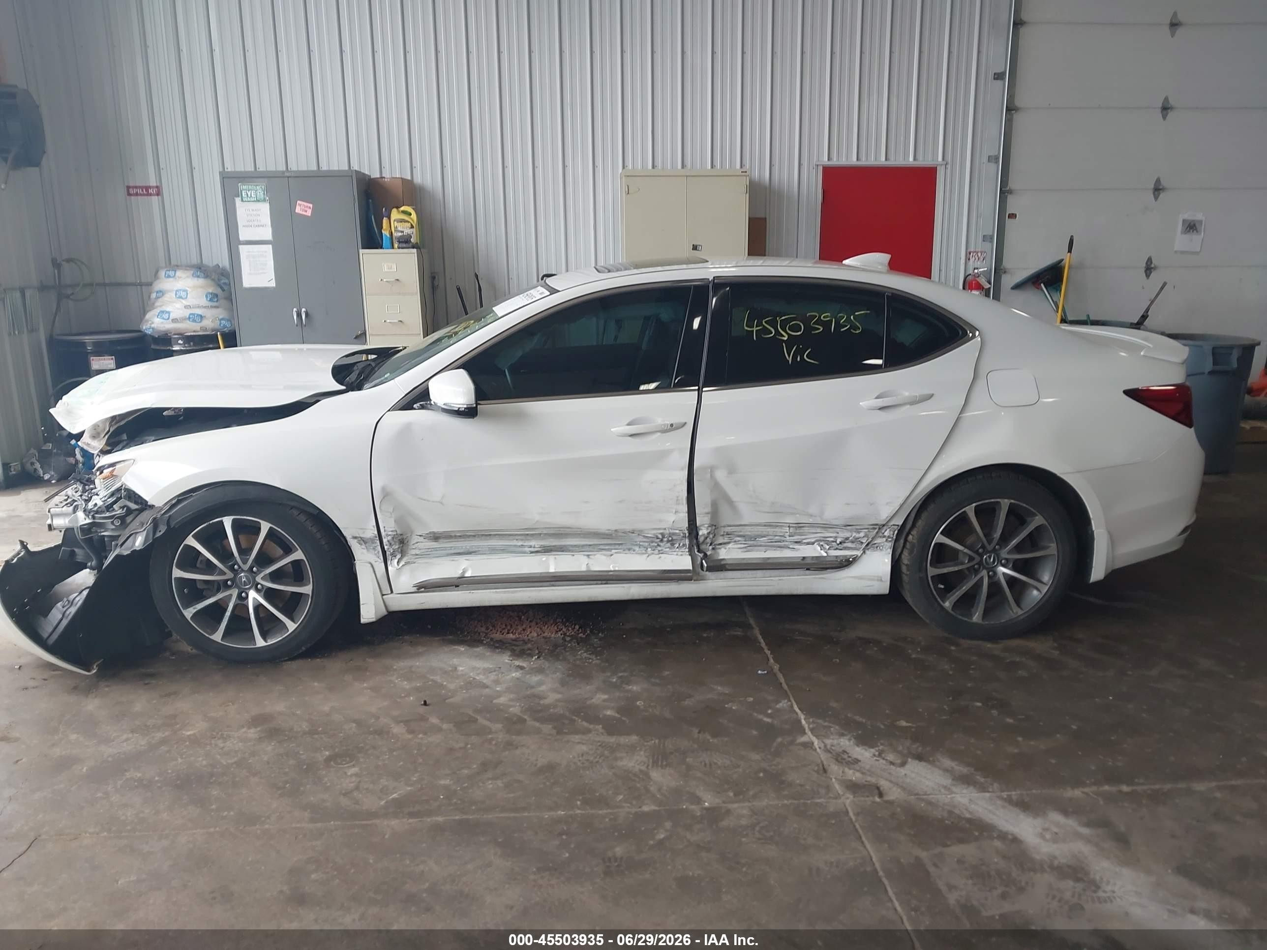 2015 Acura Tlx V6 Tech White vin: 19UUB3F52FA005009