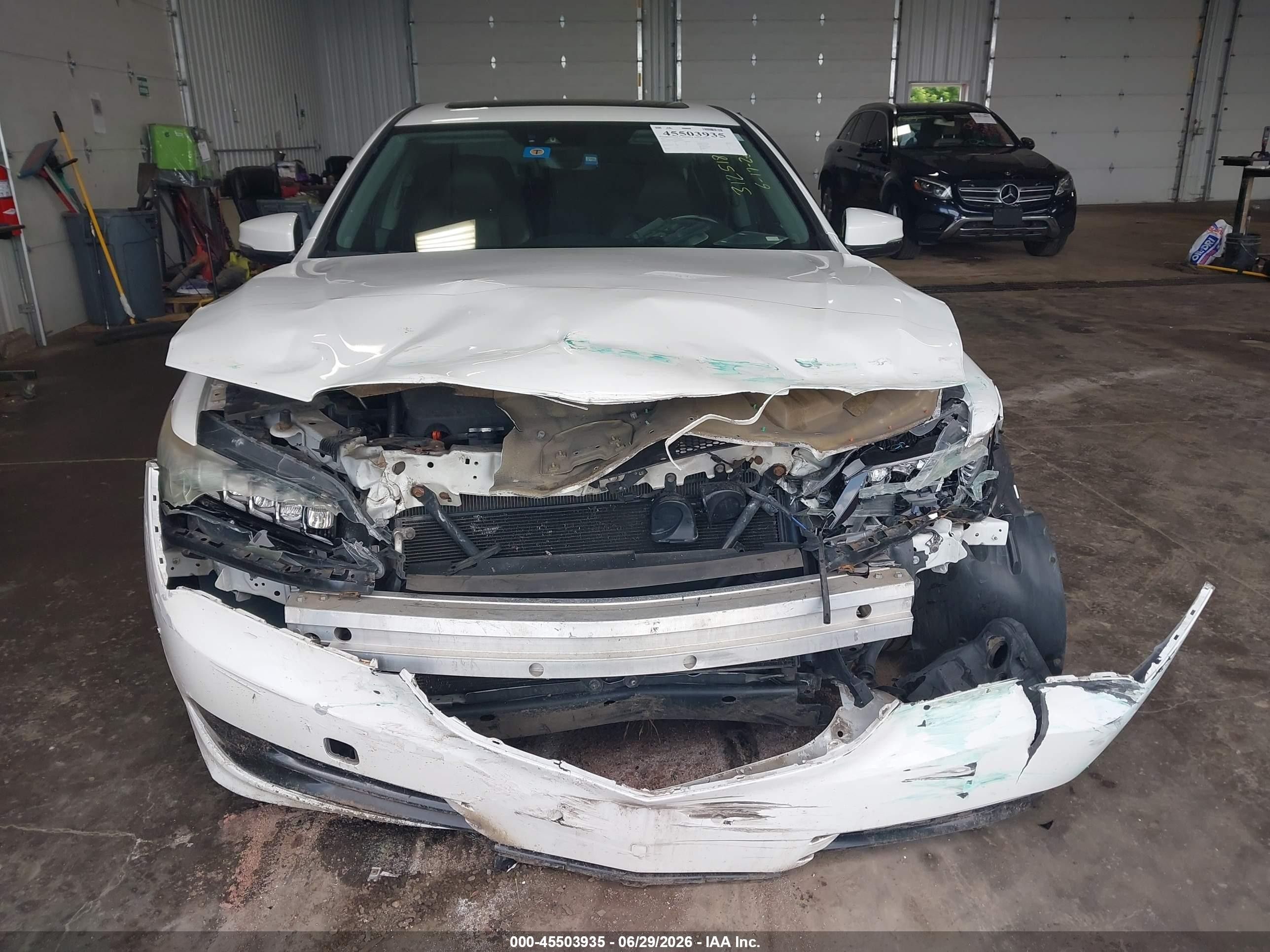 2015 Acura Tlx V6 Tech White vin: 19UUB3F52FA005009