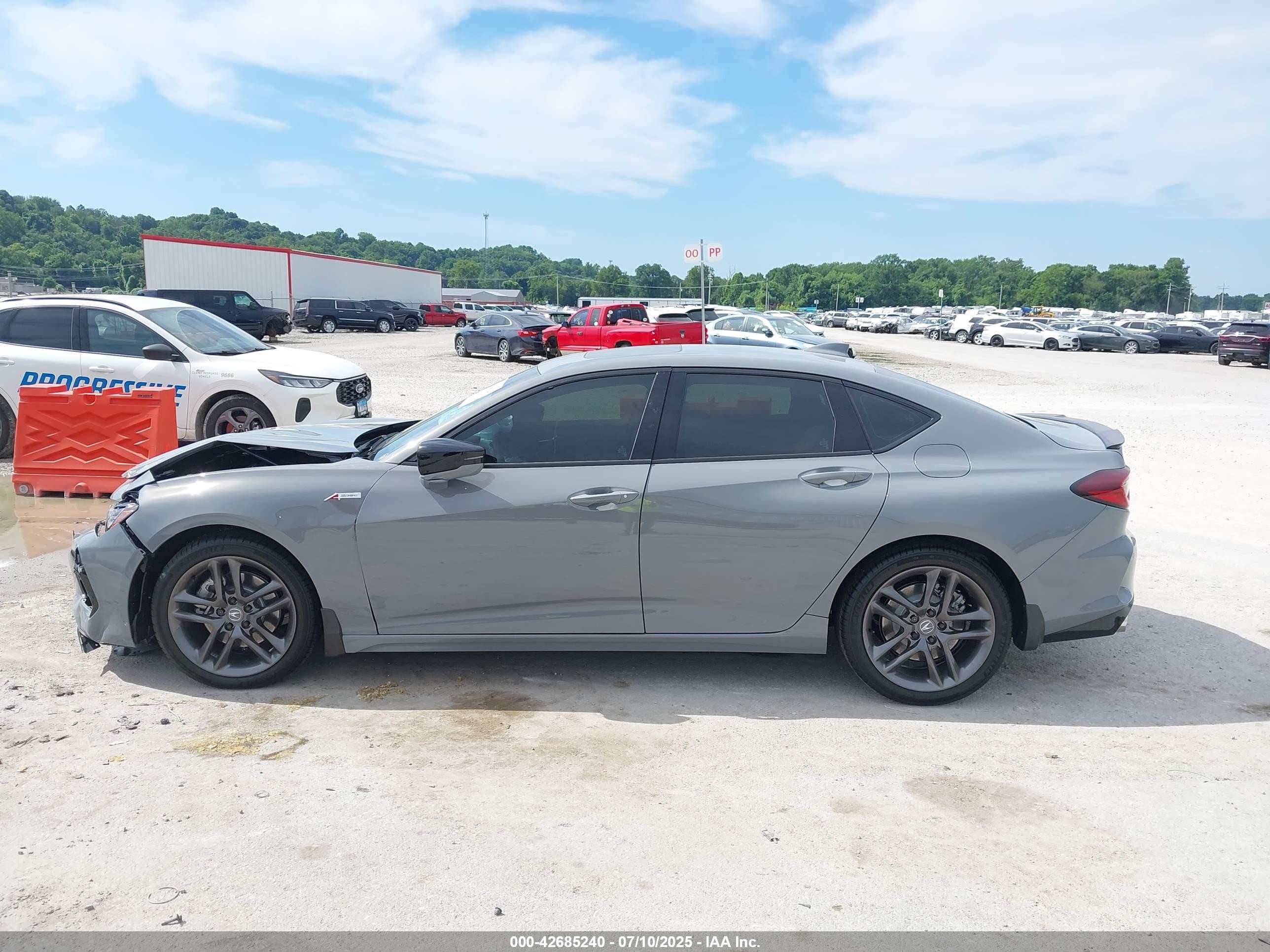 2025 Acura Tlx A-spec Серый vin: 19uub6f50sa003867