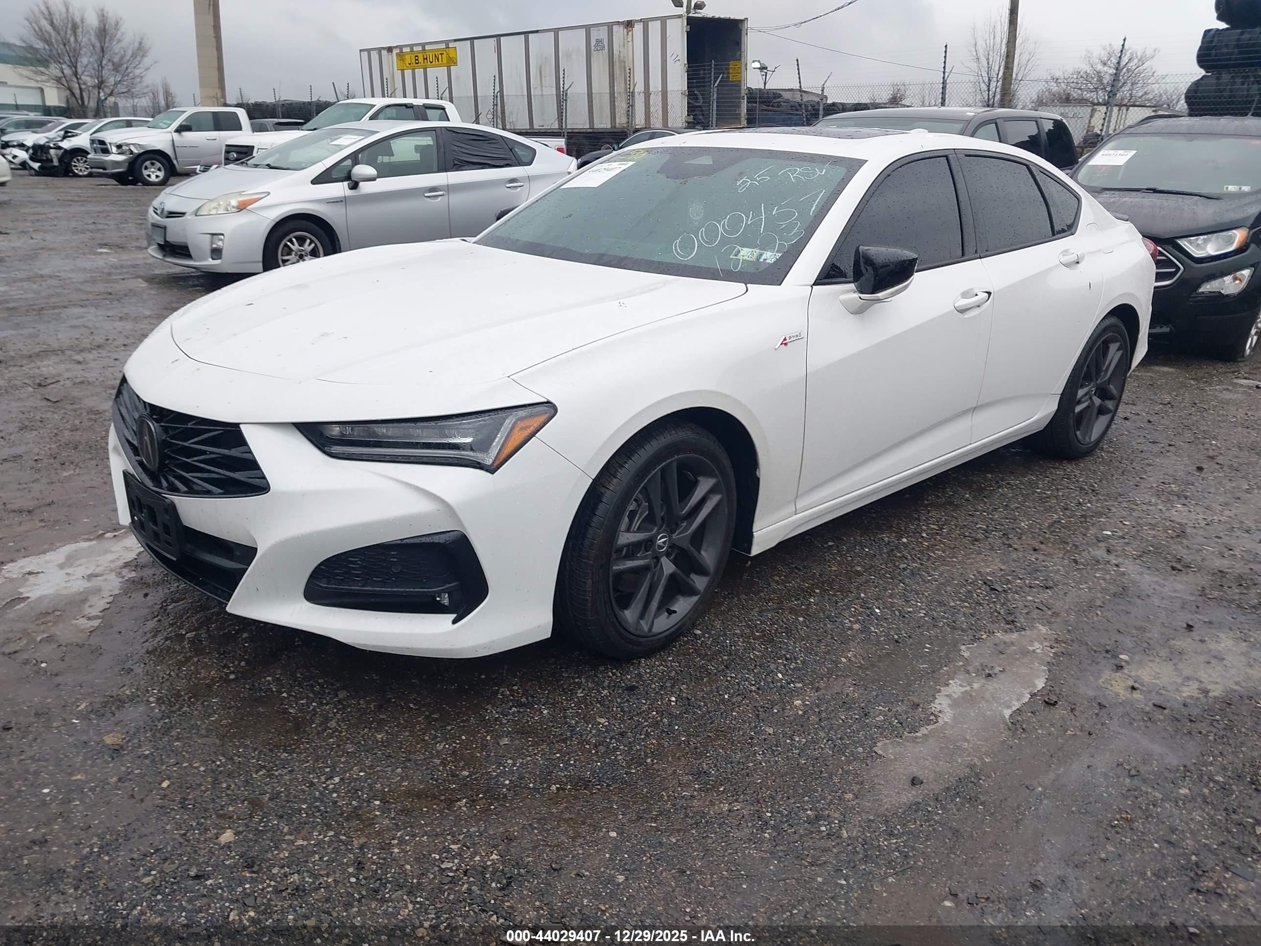 2025 Acura Tlx A-spec Package Белый vin: 19UUB6F5XSA000457