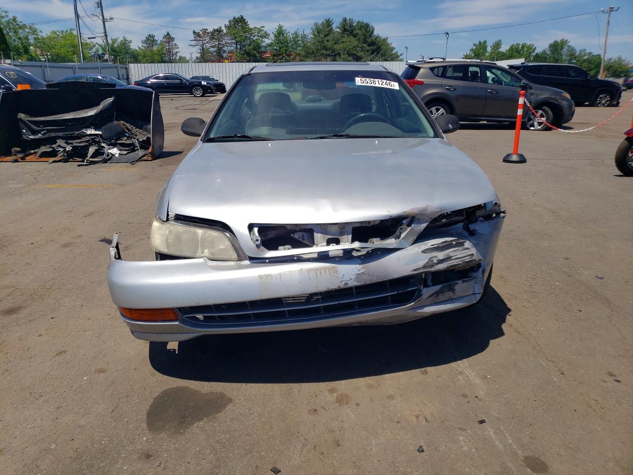 1998 Acura 2.3cl Silver vin: 19UYA3245WL008637