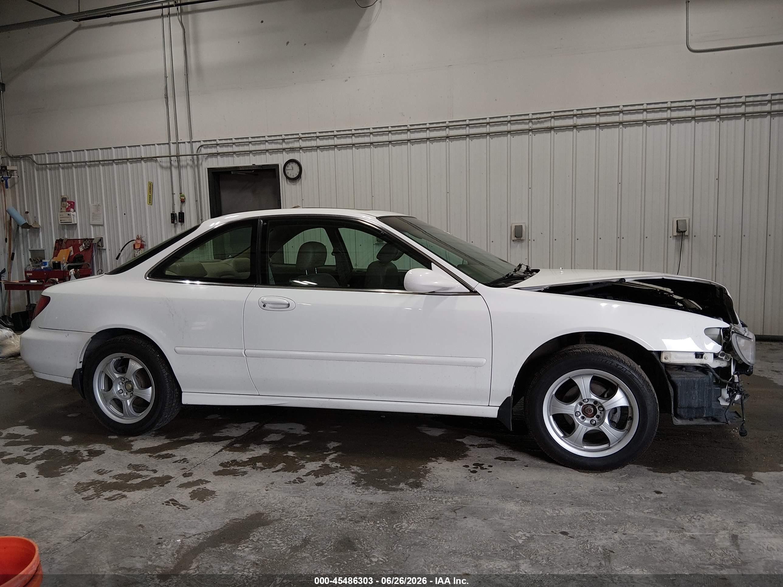 1998 Acura Cl 2.3 White vin: 19UYA3257WL002413
