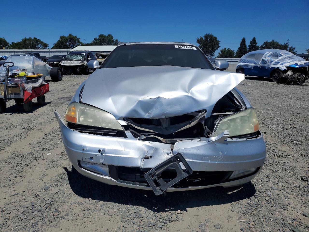 2001 Acura 3.2cl Silver vin: 19UYA42411A002103
