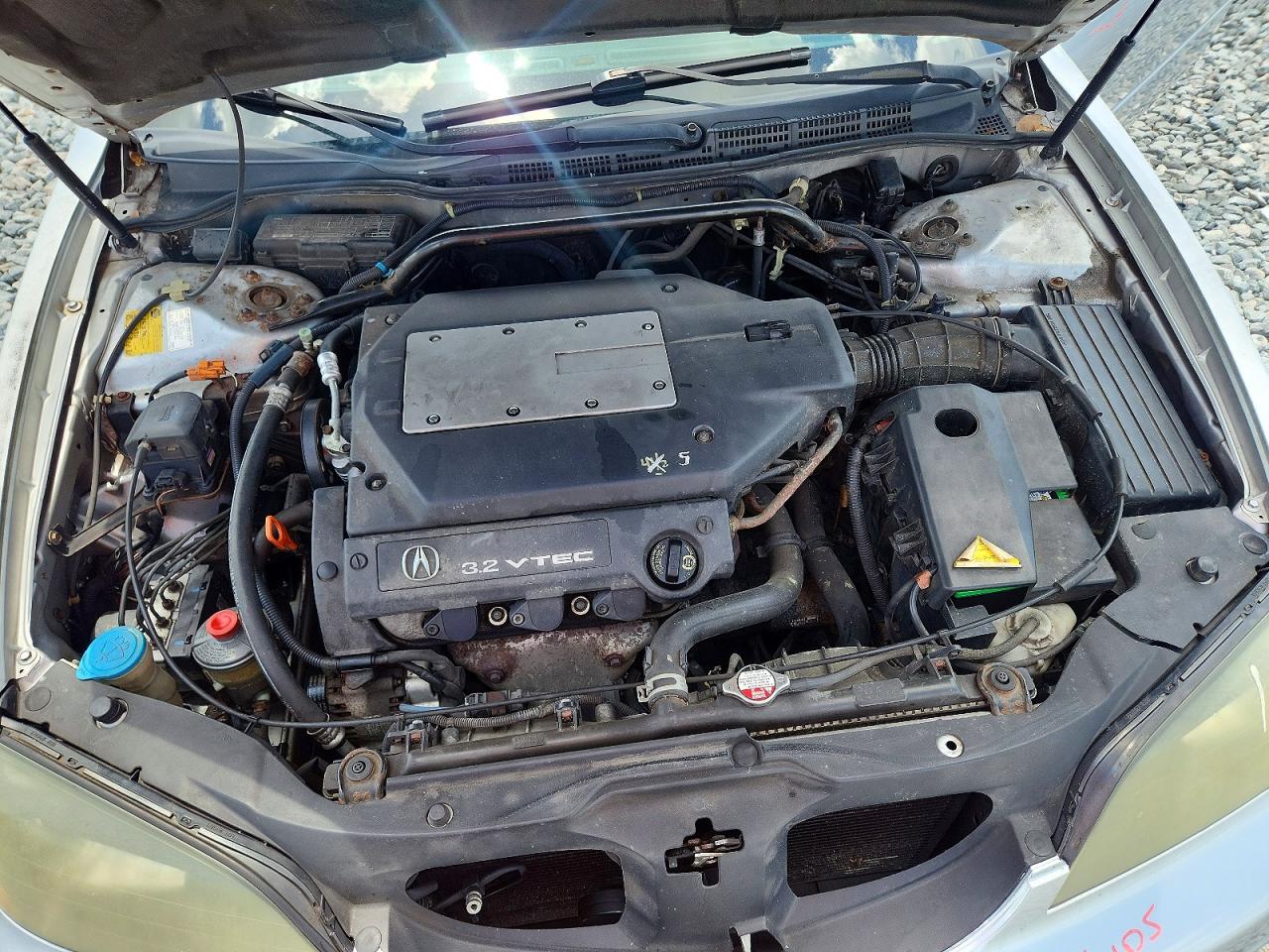 2003 Acura 3.2cl Silver vin: 19UYA42433A004714