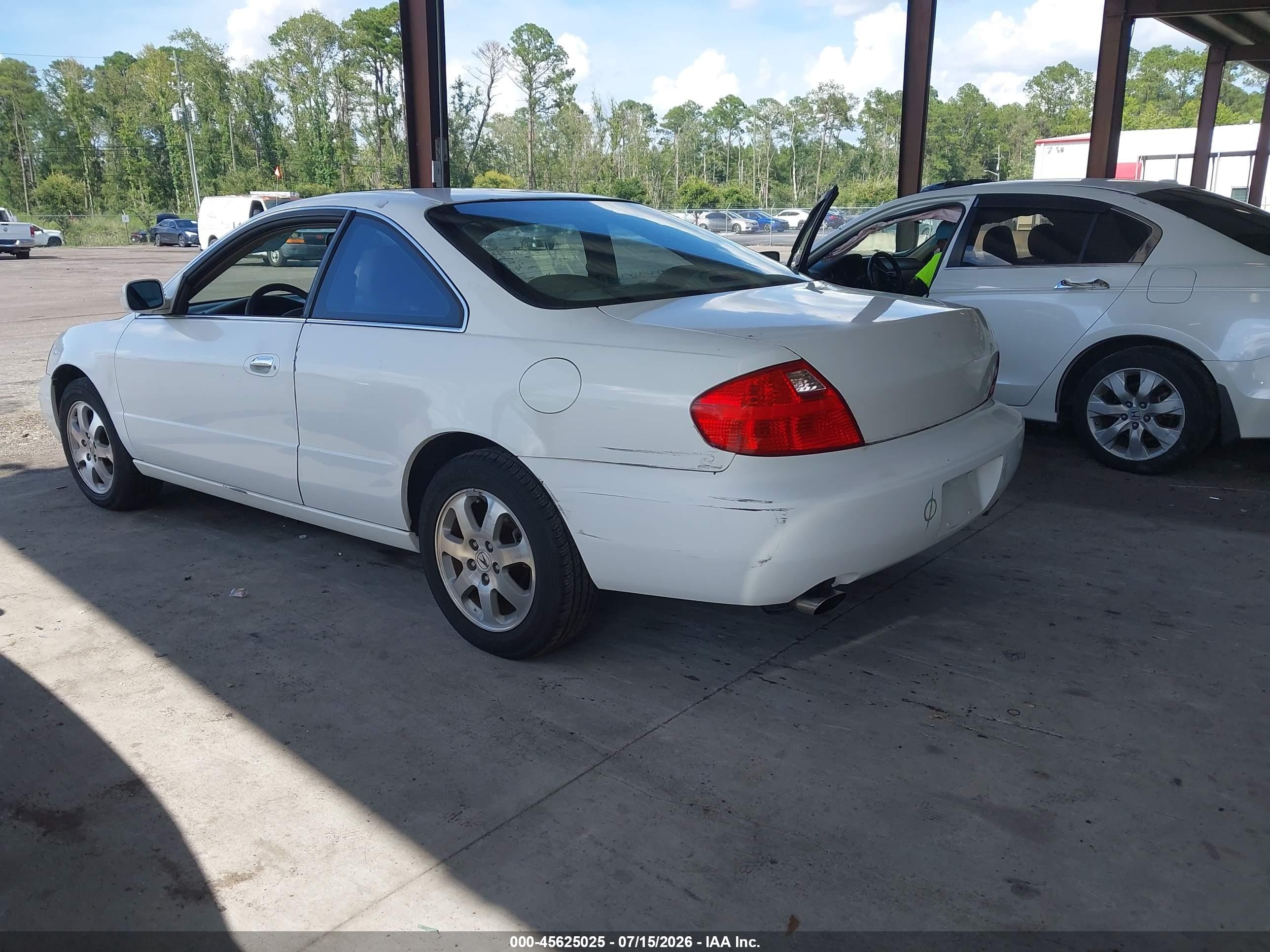 2002 Acura Cl 3.2 White vin: 19UYA42442A005451