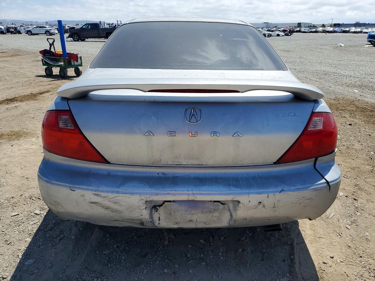 2002 Acura 3.2cl Silver vin: 19UYA42492A001525