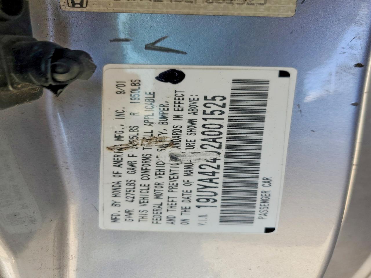 2002 Acura 3.2cl Silver vin: 19UYA42492A001525
