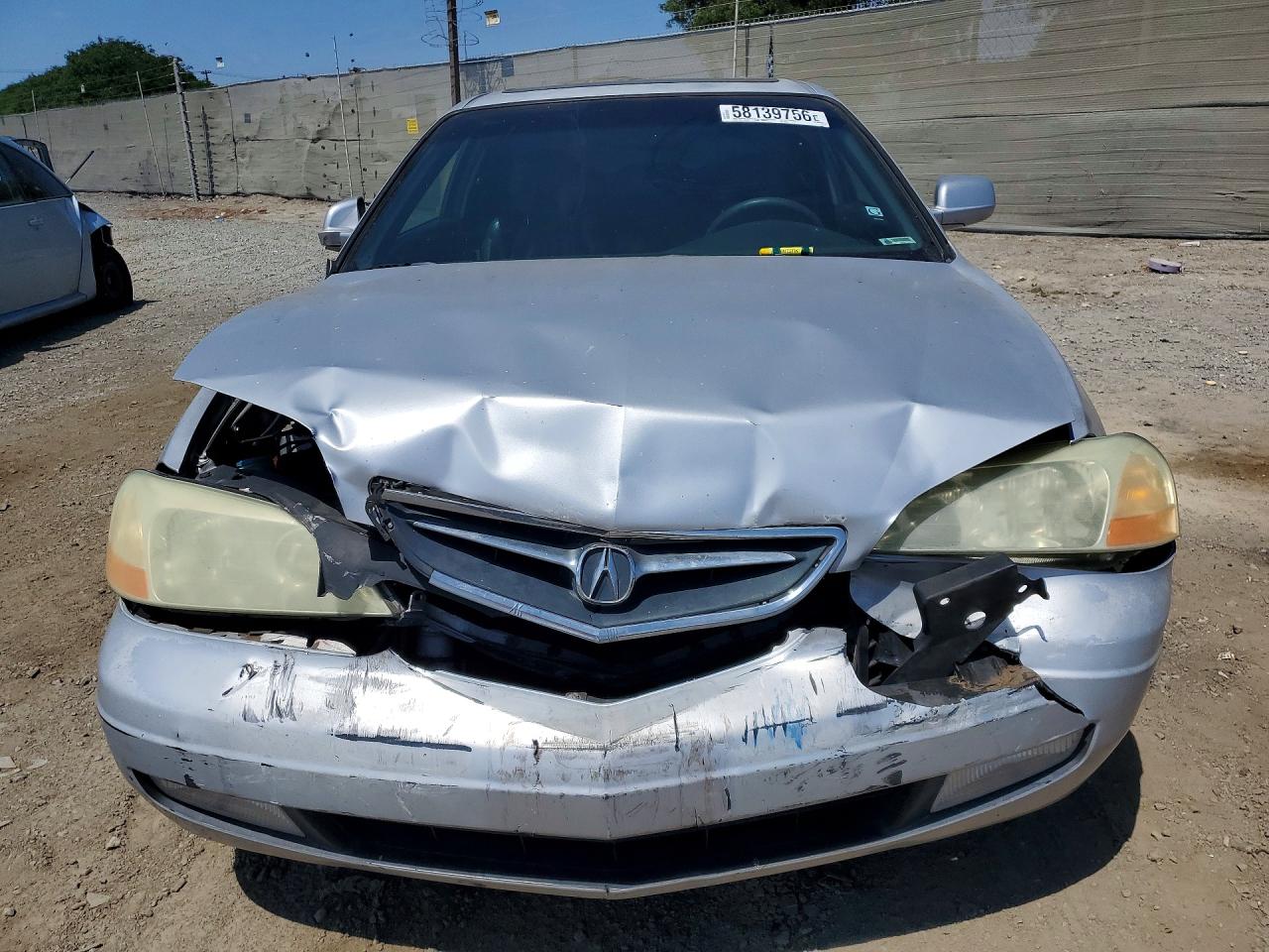 2002 Acura 3.2cl Silver vin: 19UYA42492A001525