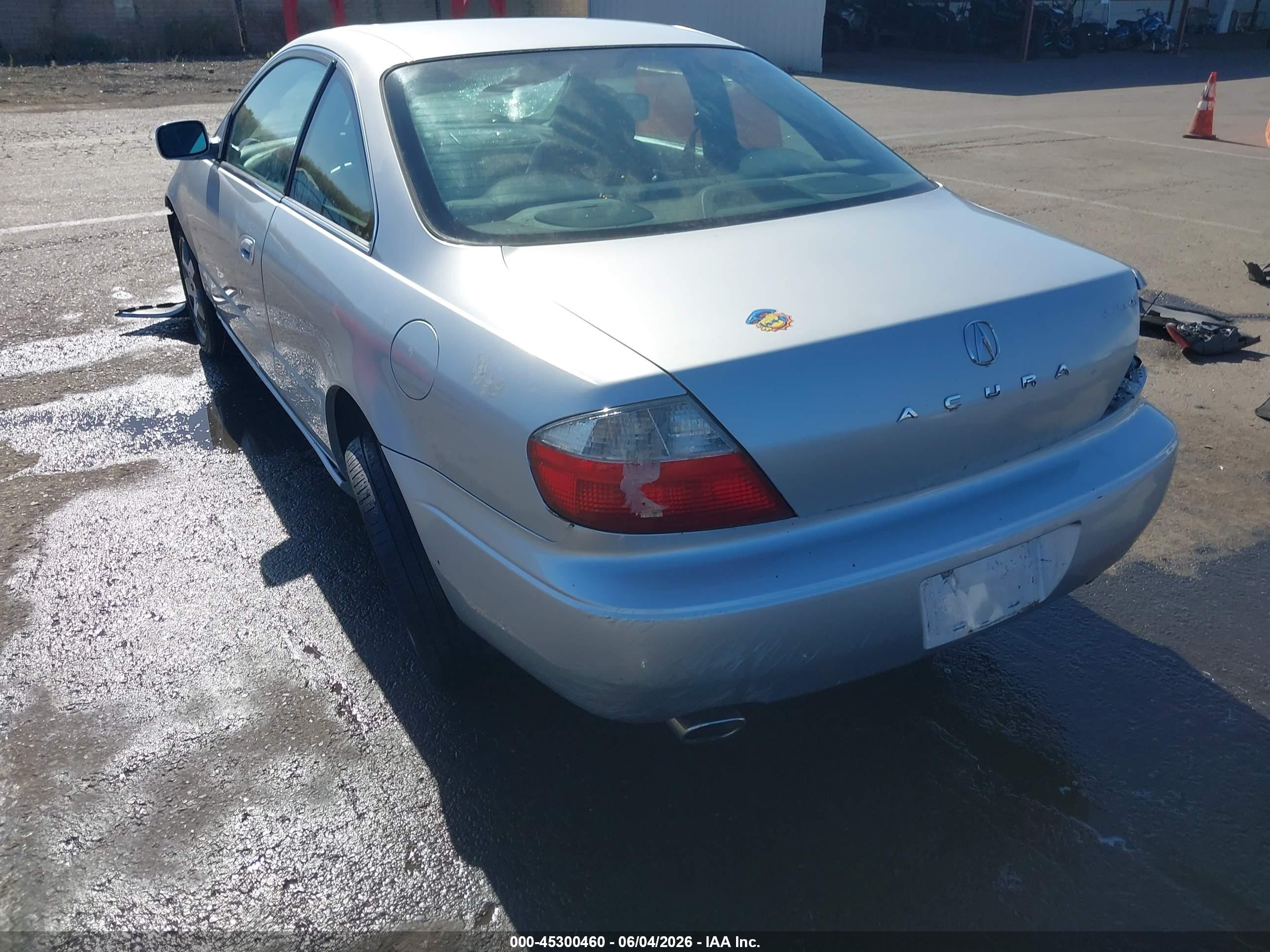 2003 Acura Cl 3.2 Silver vin: 19UYA424X3A006539