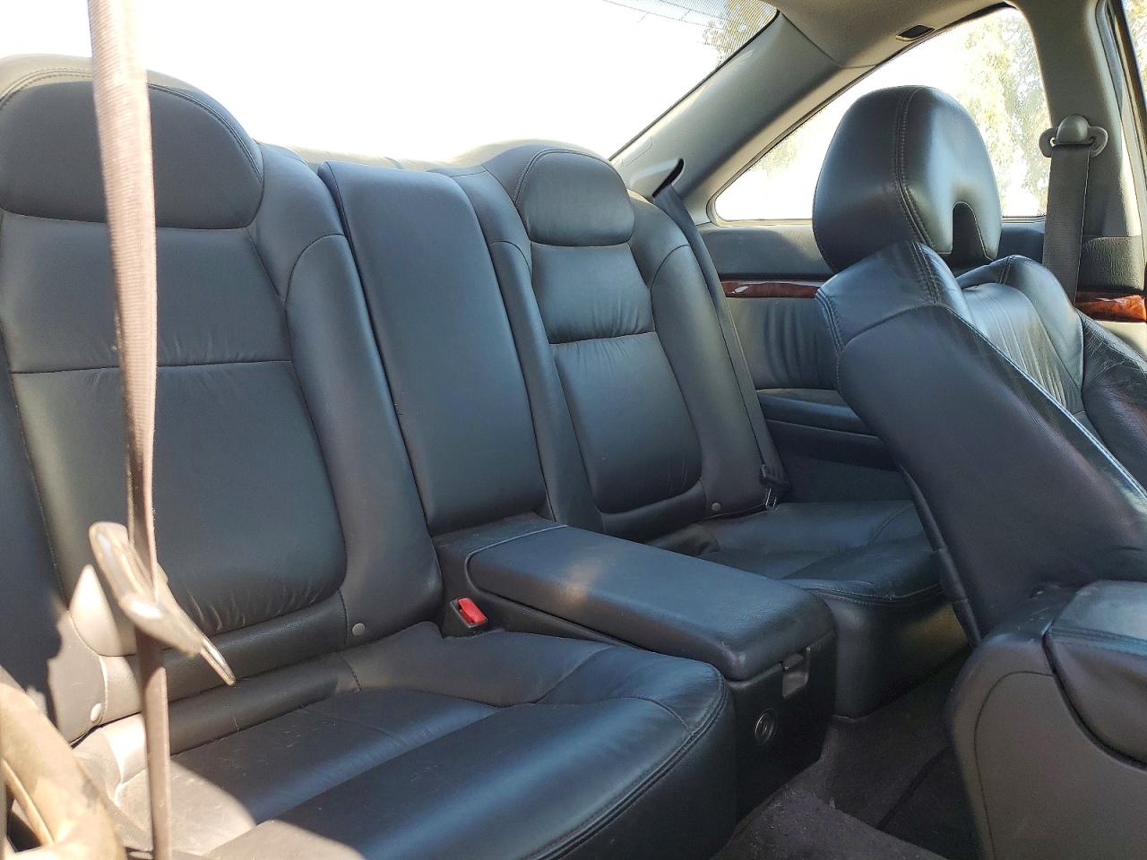 2003 Acura 3.2cl Silver vin: 19UYA425X3A000975