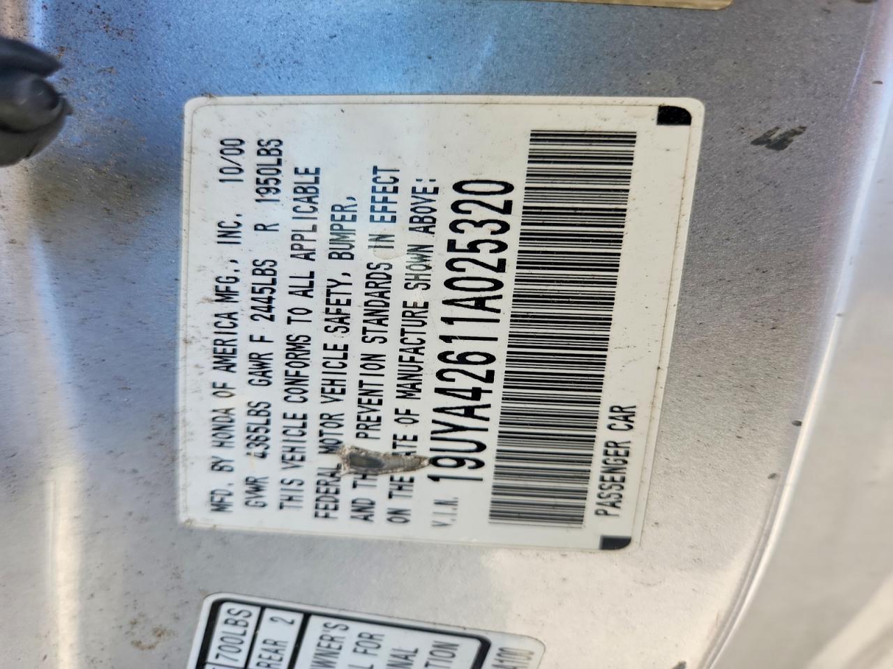 2001 Acura 3.2cl Type-s Silver vin: 19UYA42611A025320