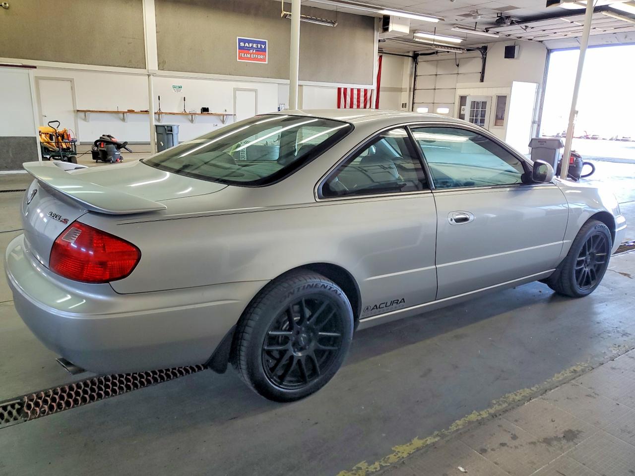 2001 Acura 3.2cl Type-s Silver vin: 19UYA42681A002939