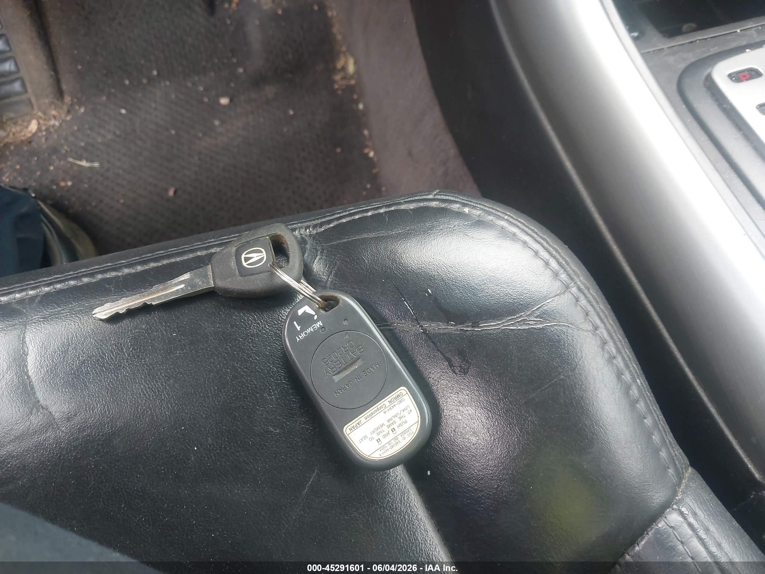 2001 Acura Cl 3.2 Type S Silver vin: 19UYA42711A033023