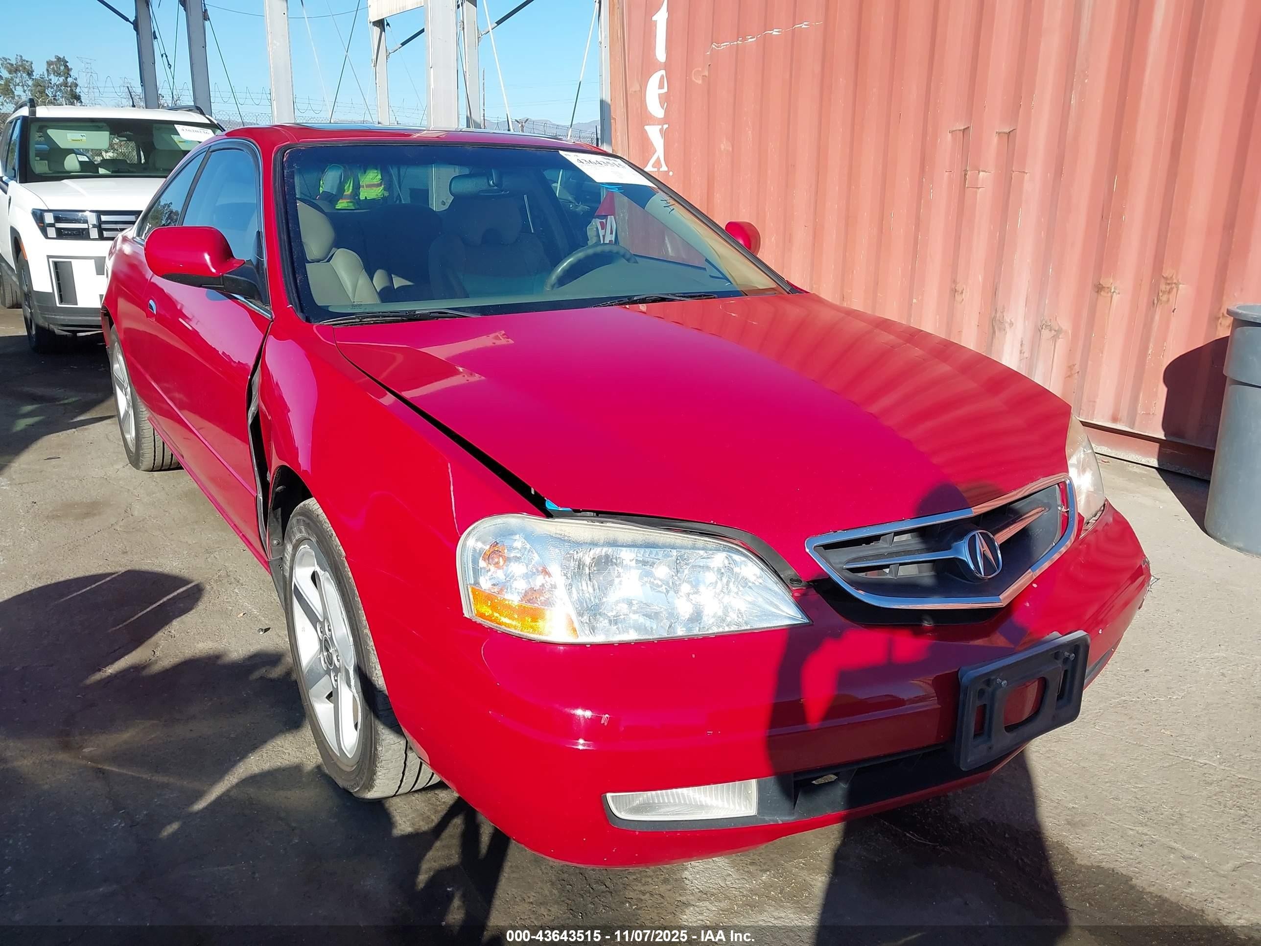 19UYA42751A006780
