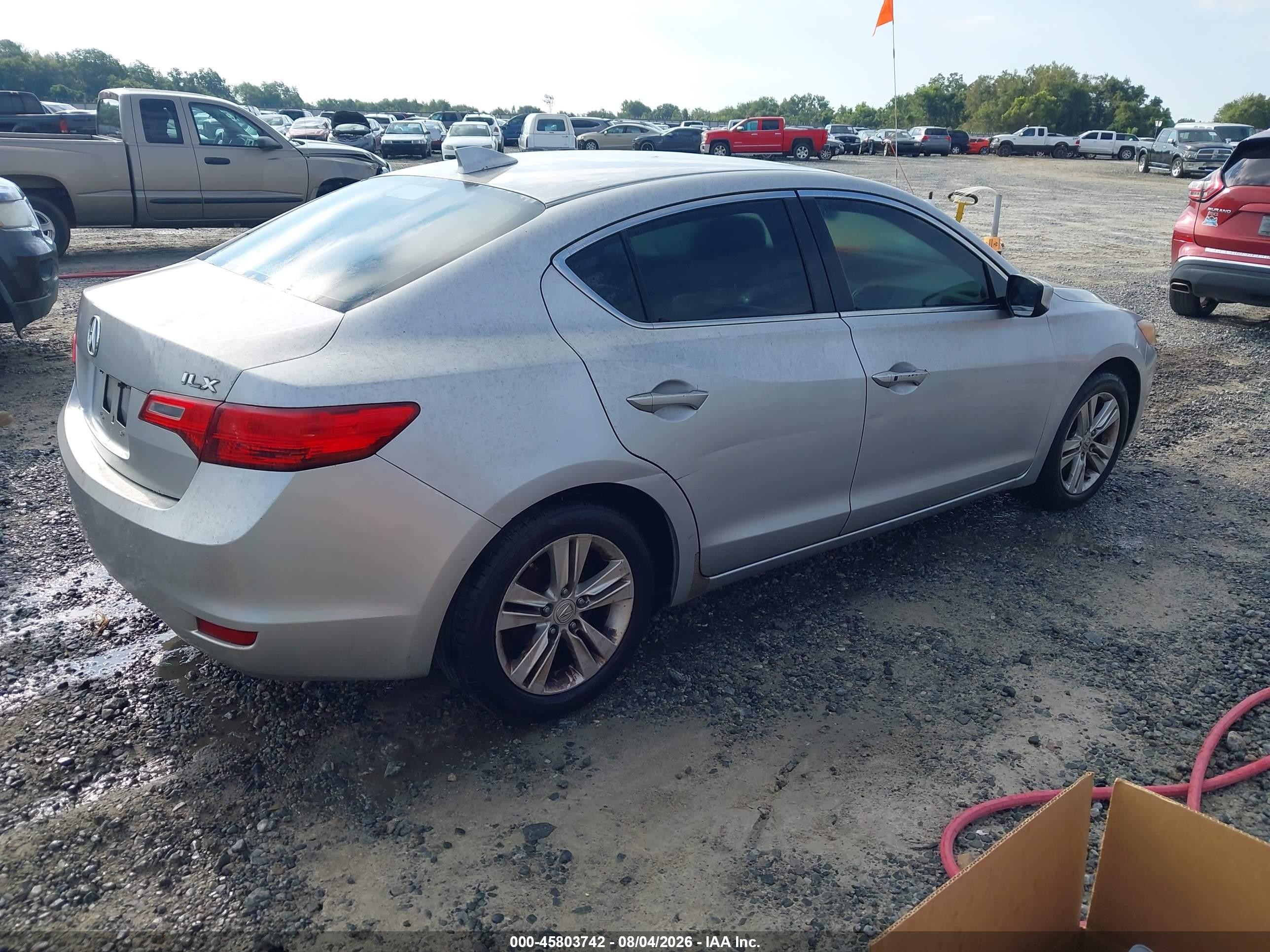 2013 Acura Ilx 2.0l Silver vin: 19VDE1F30DE010088