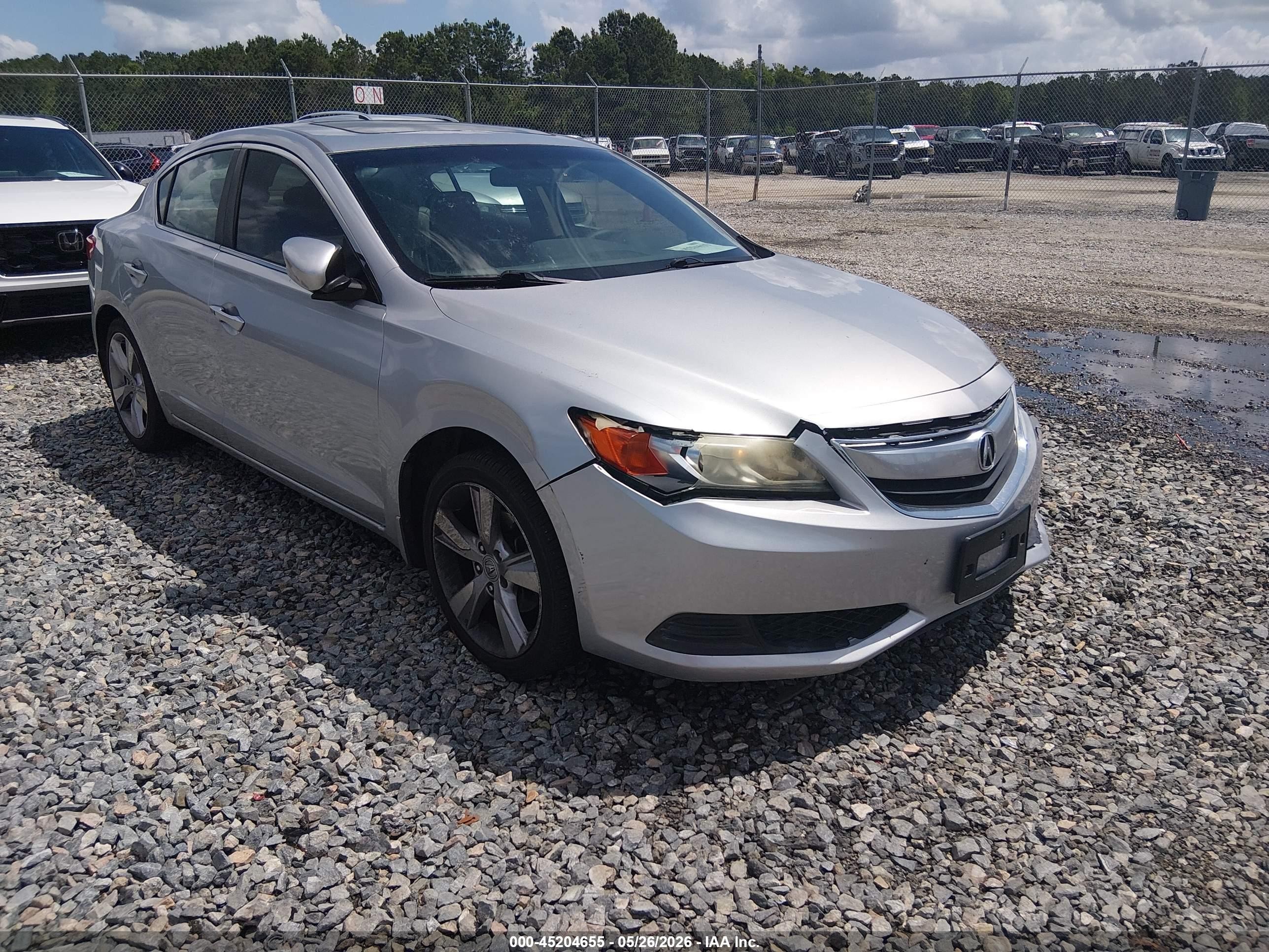 2014 Acura Ilx 2.0l Silver vin: 19VDE1F30EE005510