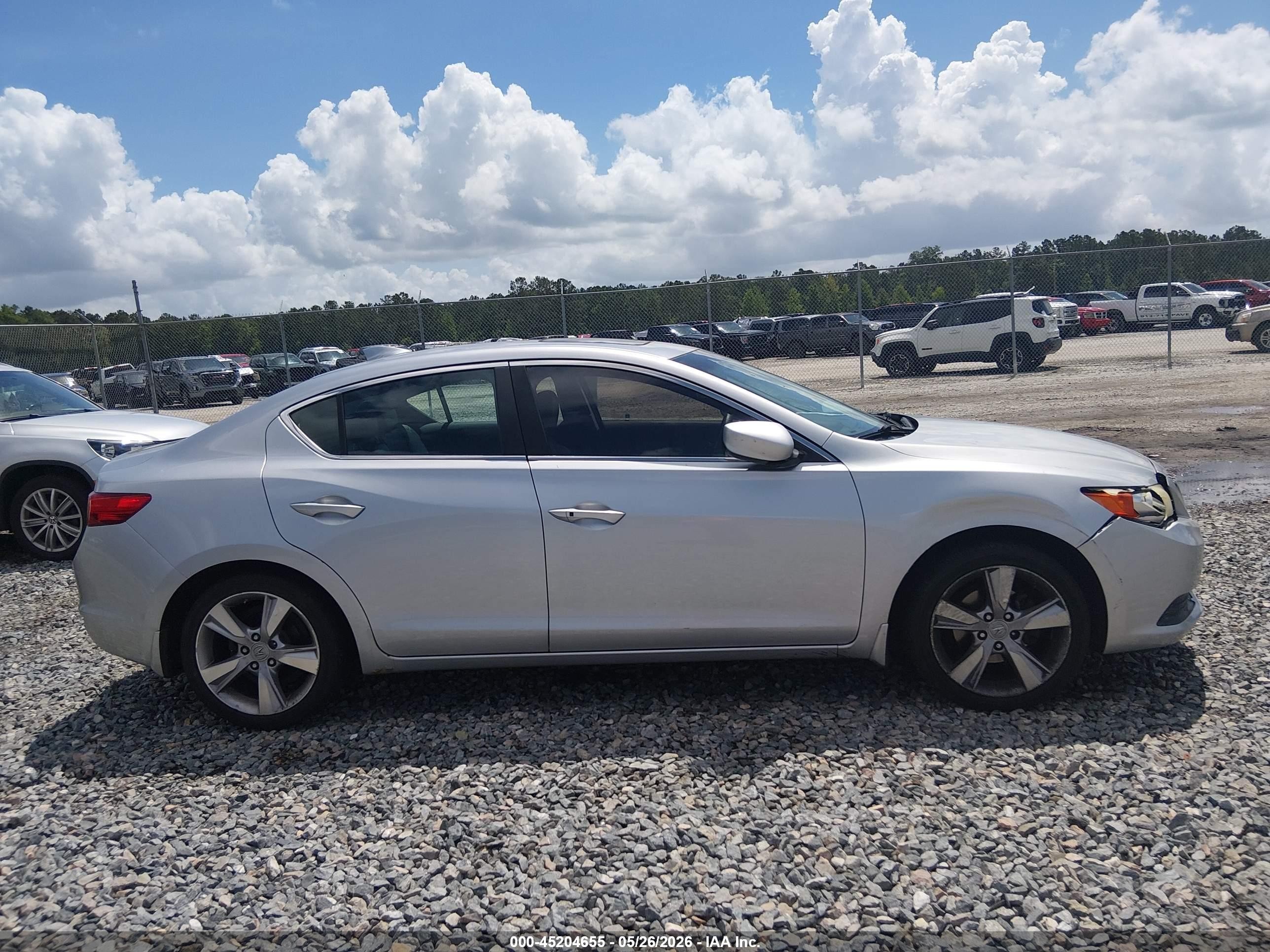 2014 Acura Ilx 2.0l Silver vin: 19VDE1F30EE005510