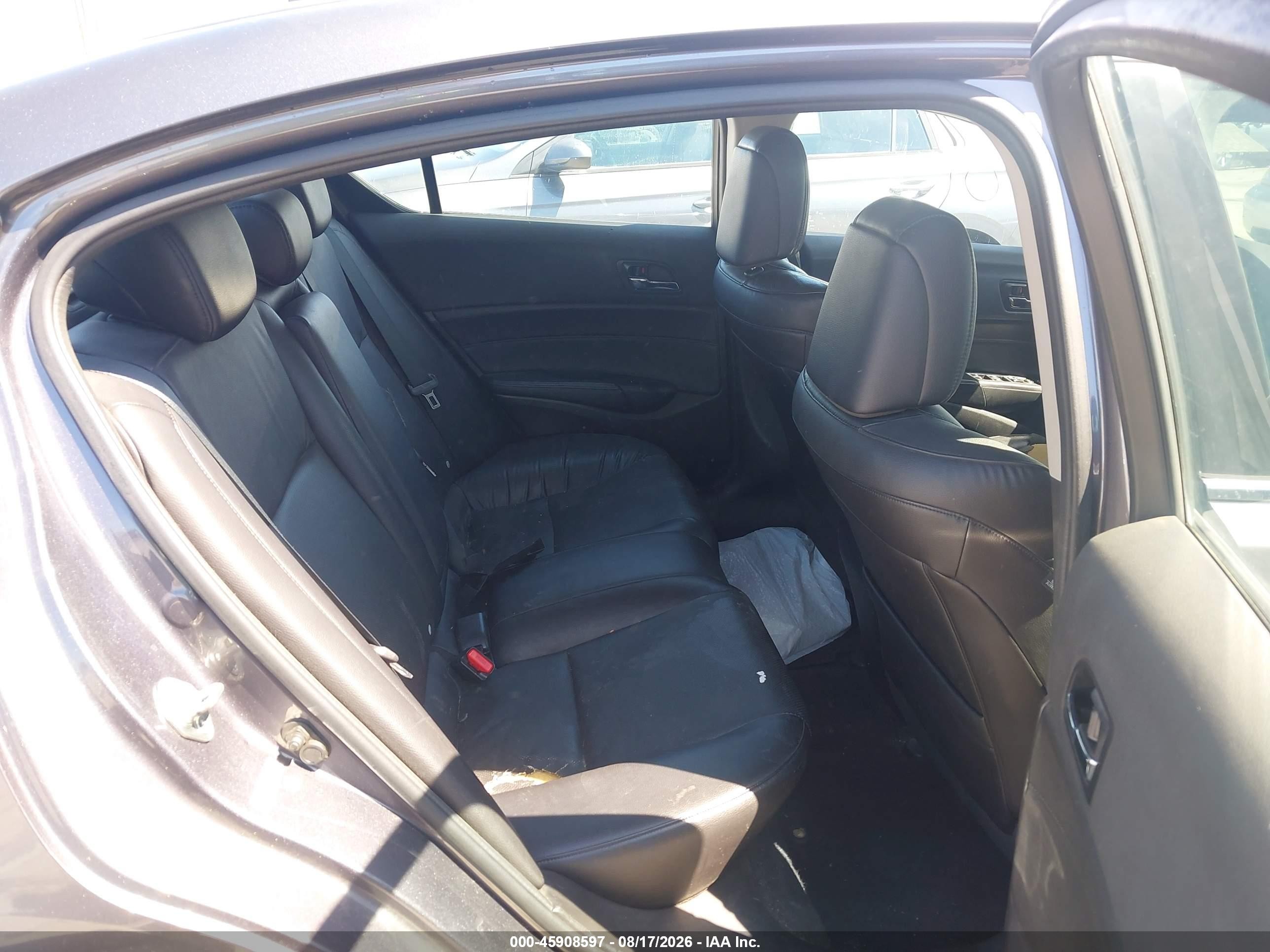 2015 Acura Ilx 2.0l Silver vin: 19VDE1F31FE002374