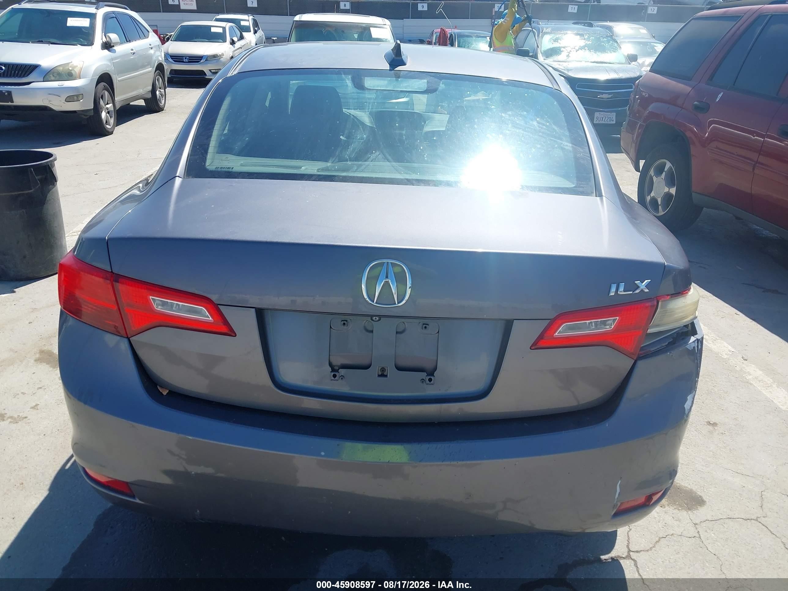 2015 Acura Ilx 2.0l Silver vin: 19VDE1F31FE002374