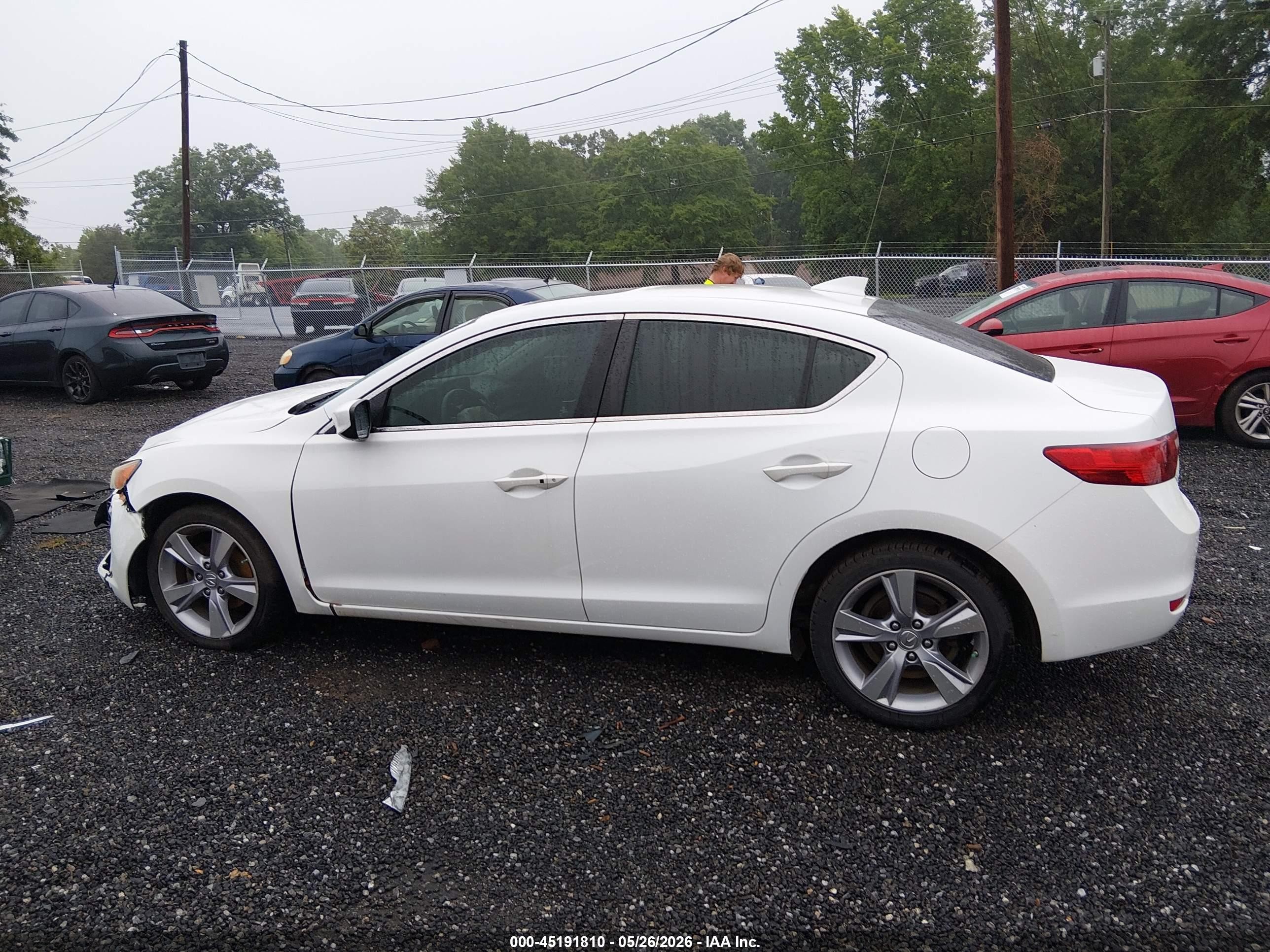2014 Acura Ilx 2.0l White vin: 19VDE1F32EE001684