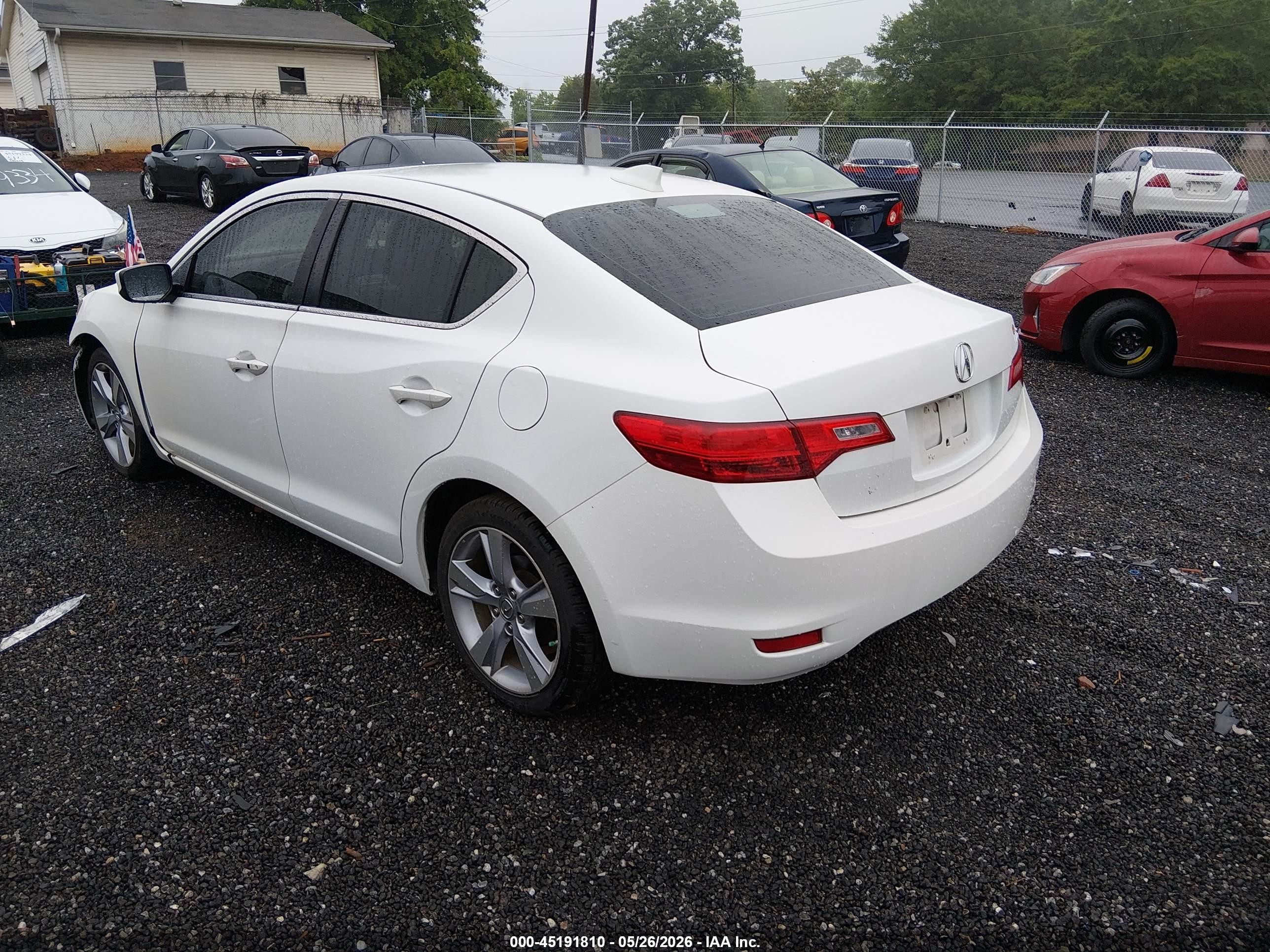 2014 Acura Ilx 2.0l White vin: 19VDE1F32EE001684