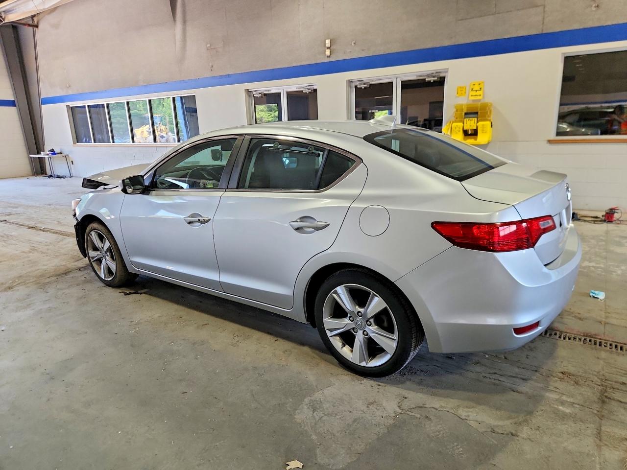 2014 Acura Ilx 20 Silver vin: 19VDE1F37EE012048