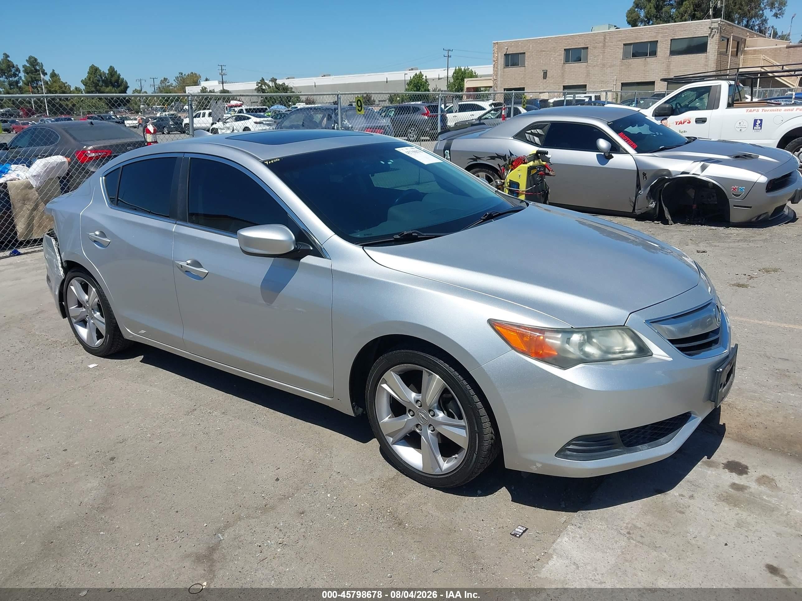 2014 Acura Ilx 2.0l Silver vin: 19VDE1F37EE014530