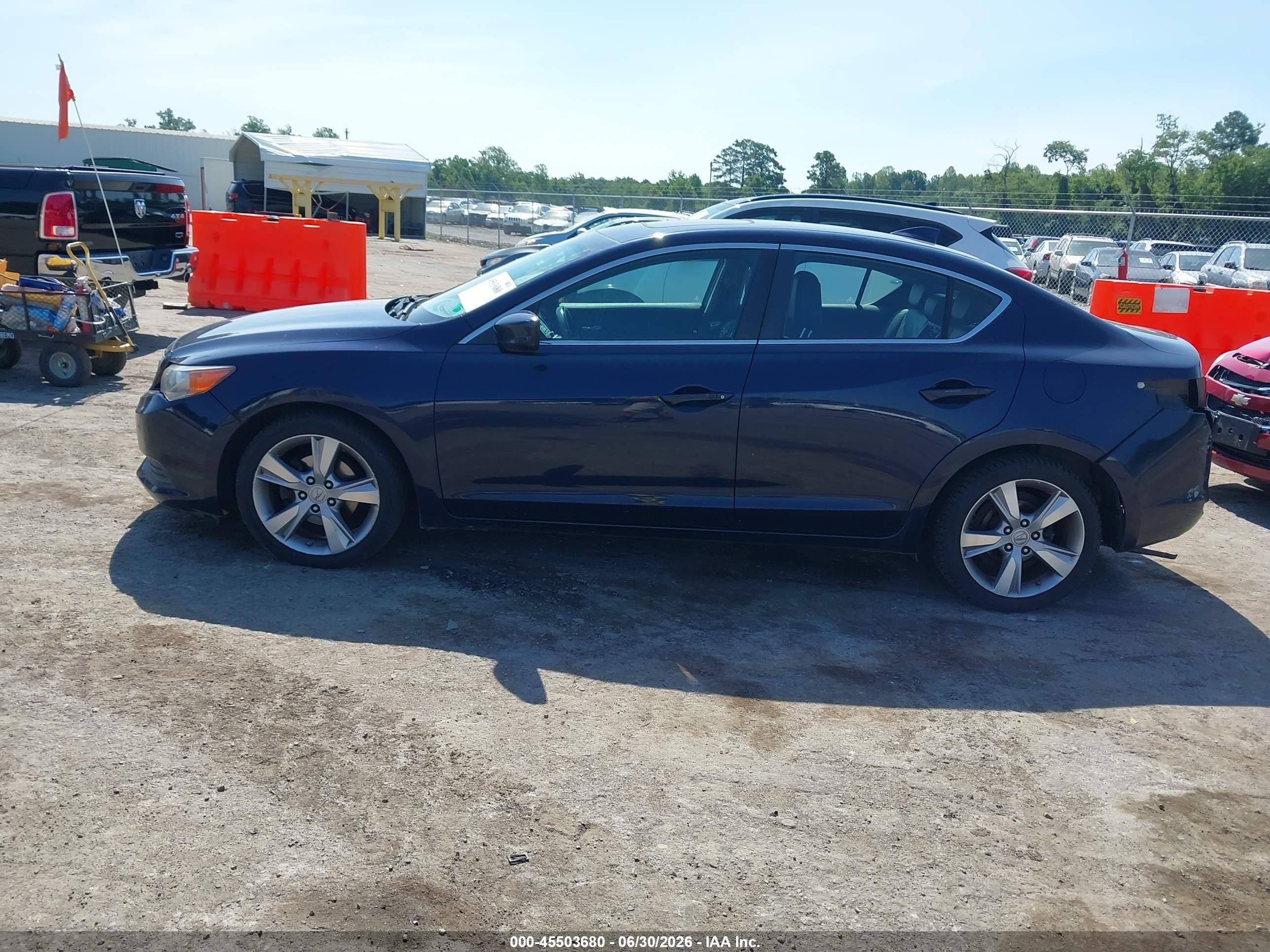 2015 Acura Ilx 2.0l Blue vin: 19VDE1F37FE008194