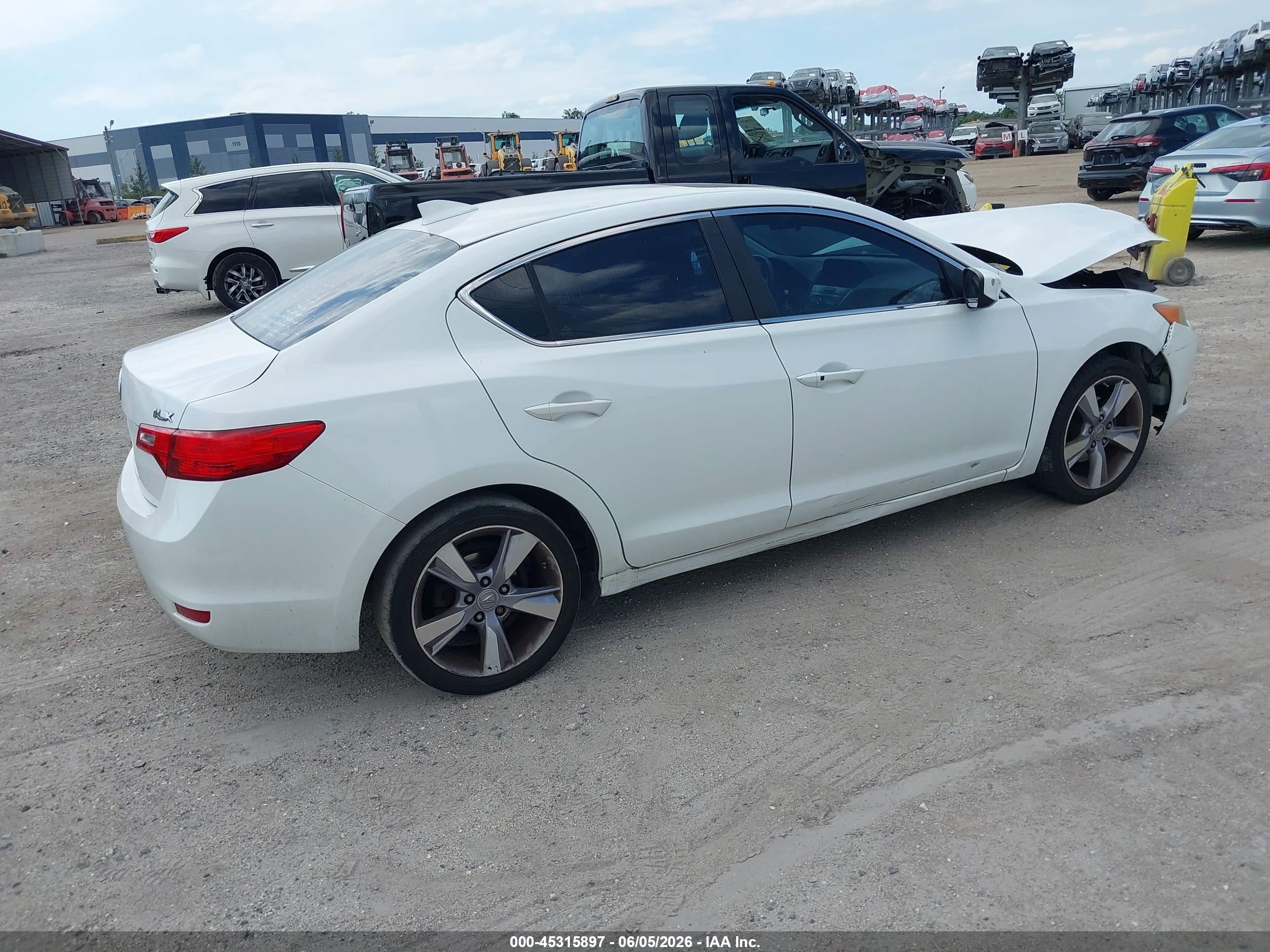 2014 Acura Ilx 2.0l White vin: 19VDE1F38EE006355
