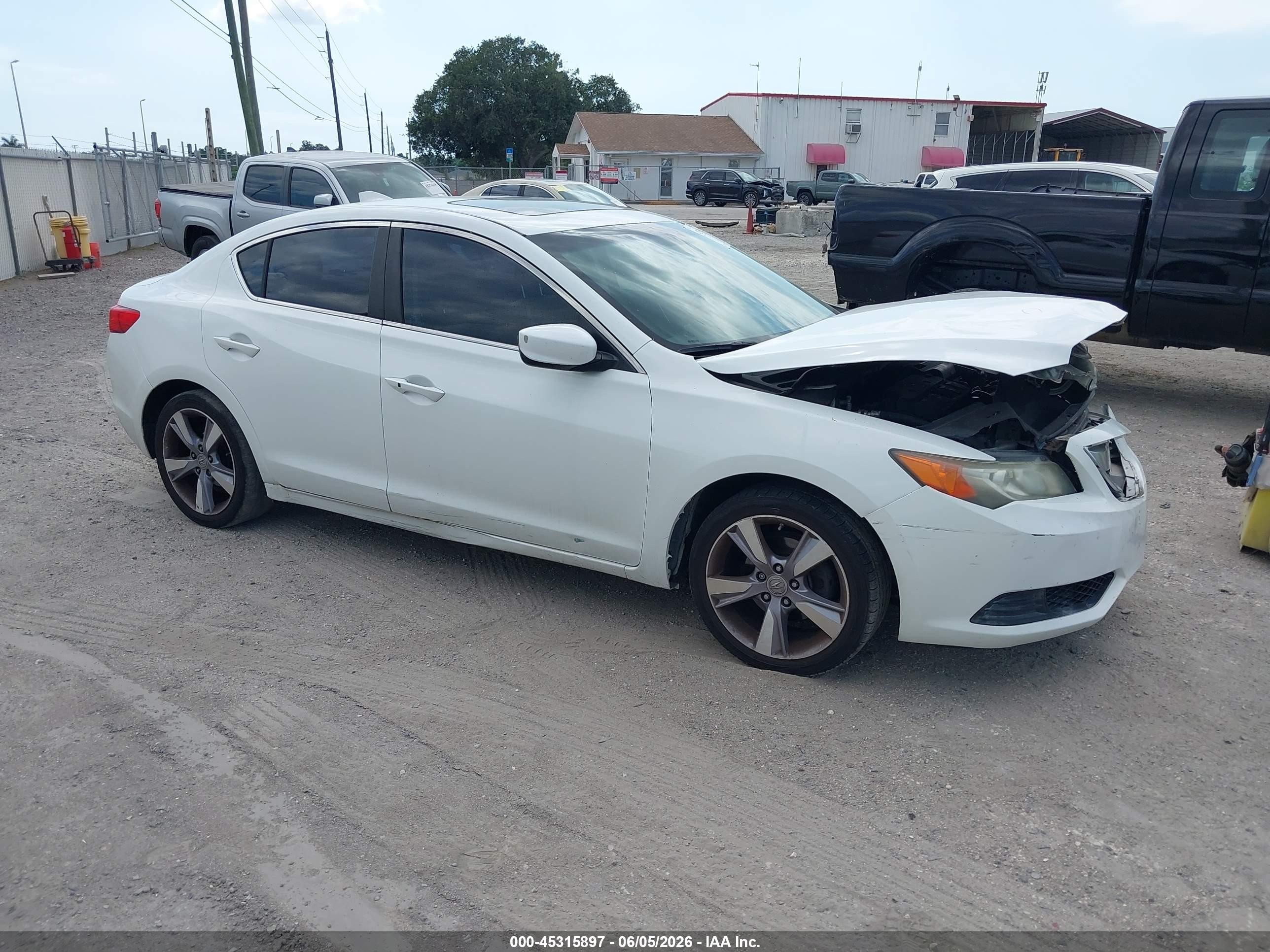2014 Acura Ilx 2.0l White vin: 19VDE1F38EE006355