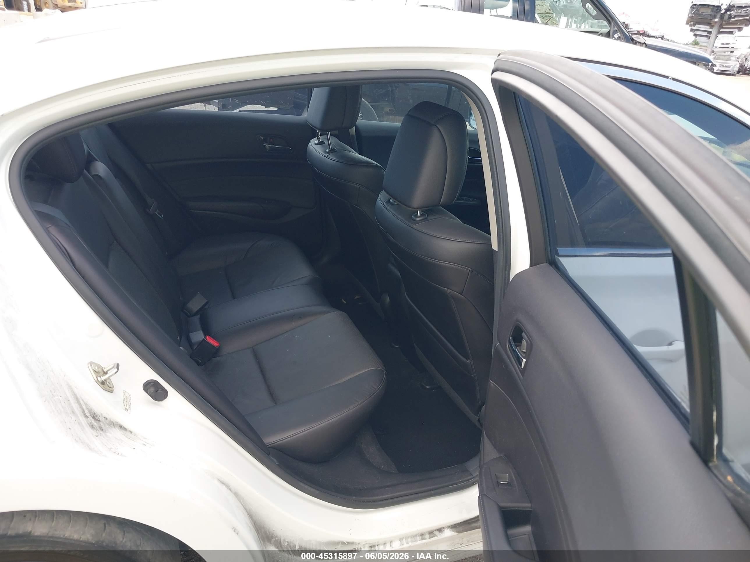 2014 Acura Ilx 2.0l White vin: 19VDE1F38EE006355