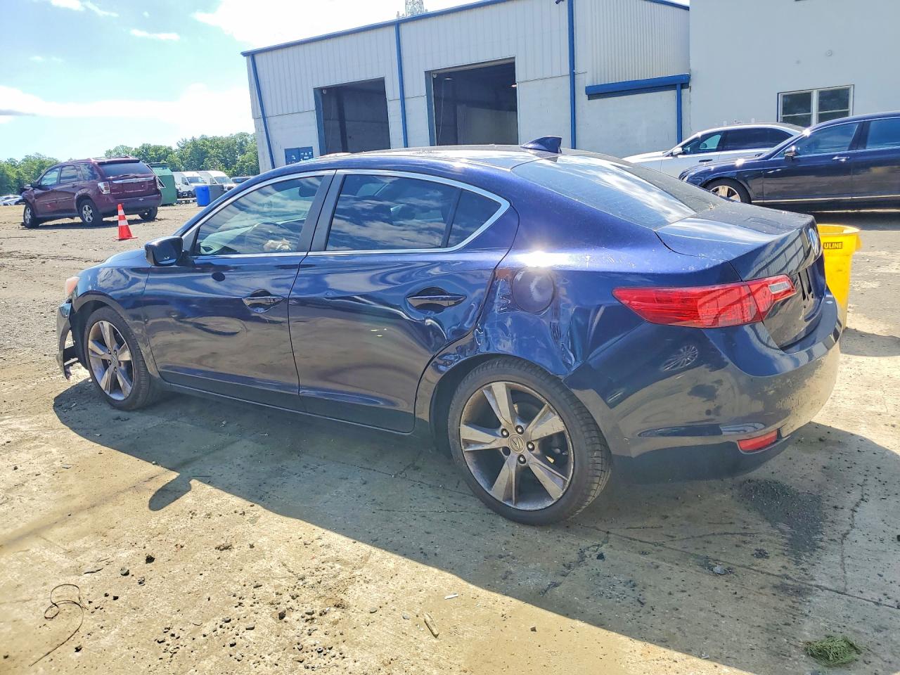 2014 Acura Ilx 20 Blue vin: 19VDE1F38EE008252