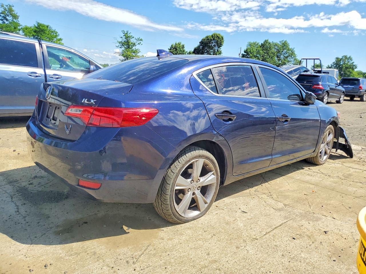 2014 Acura Ilx 20 Blue vin: 19VDE1F38EE008252
