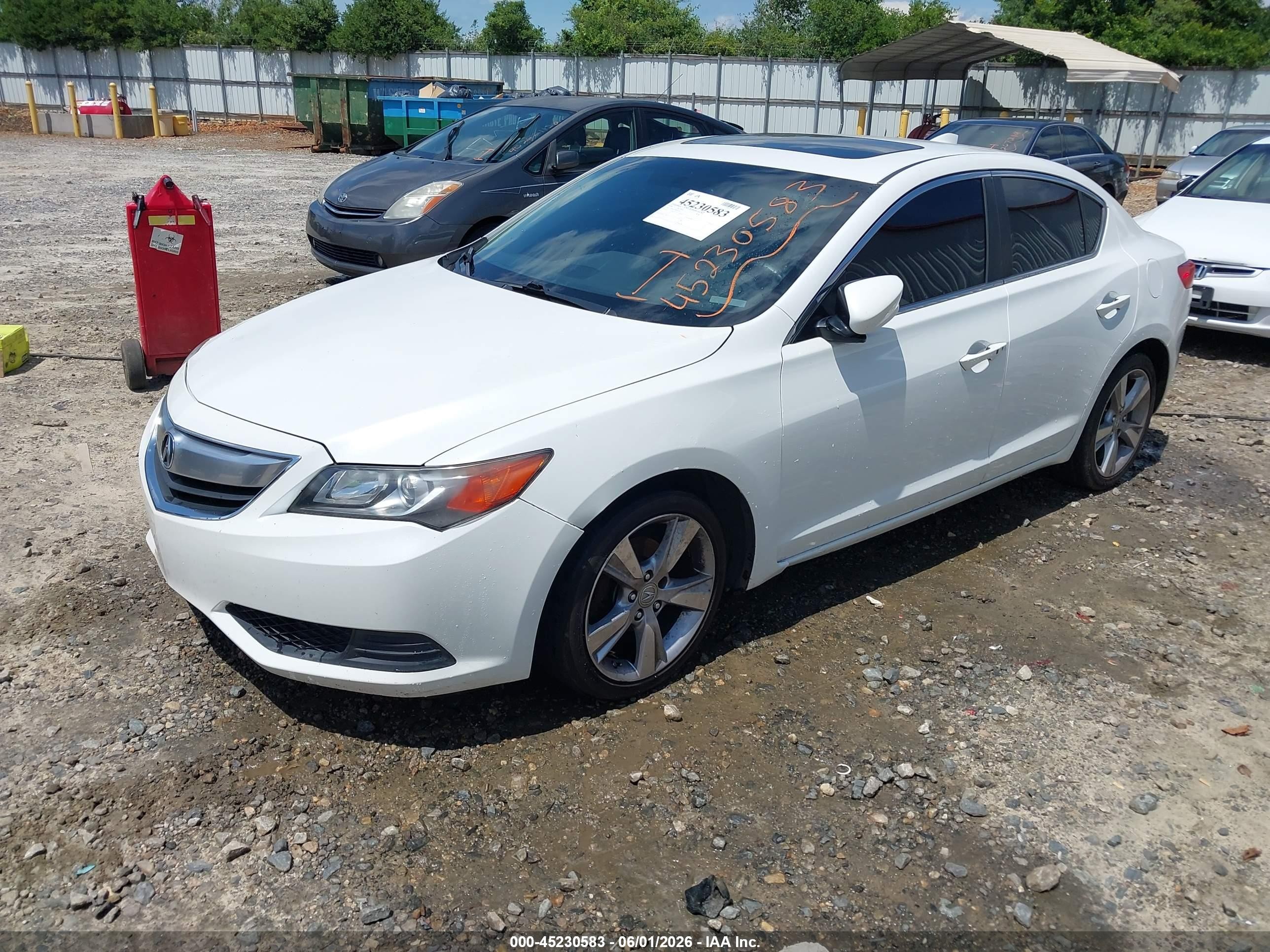 2014 Acura Ilx 2.0l White vin: 19VDE1F39EE012617