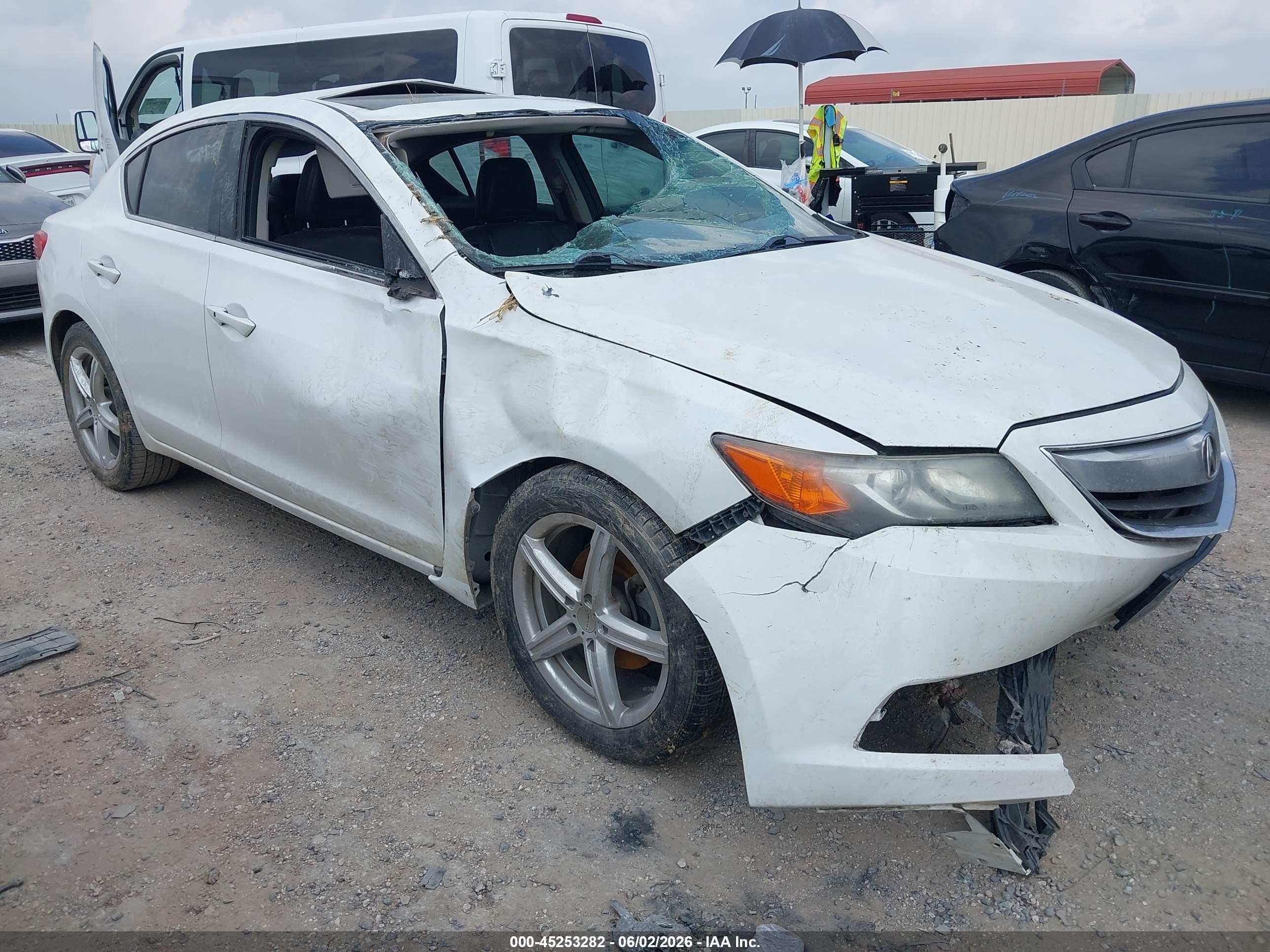 2015 Acura Ilx 2.0l White vin: 19VDE1F39FE000825