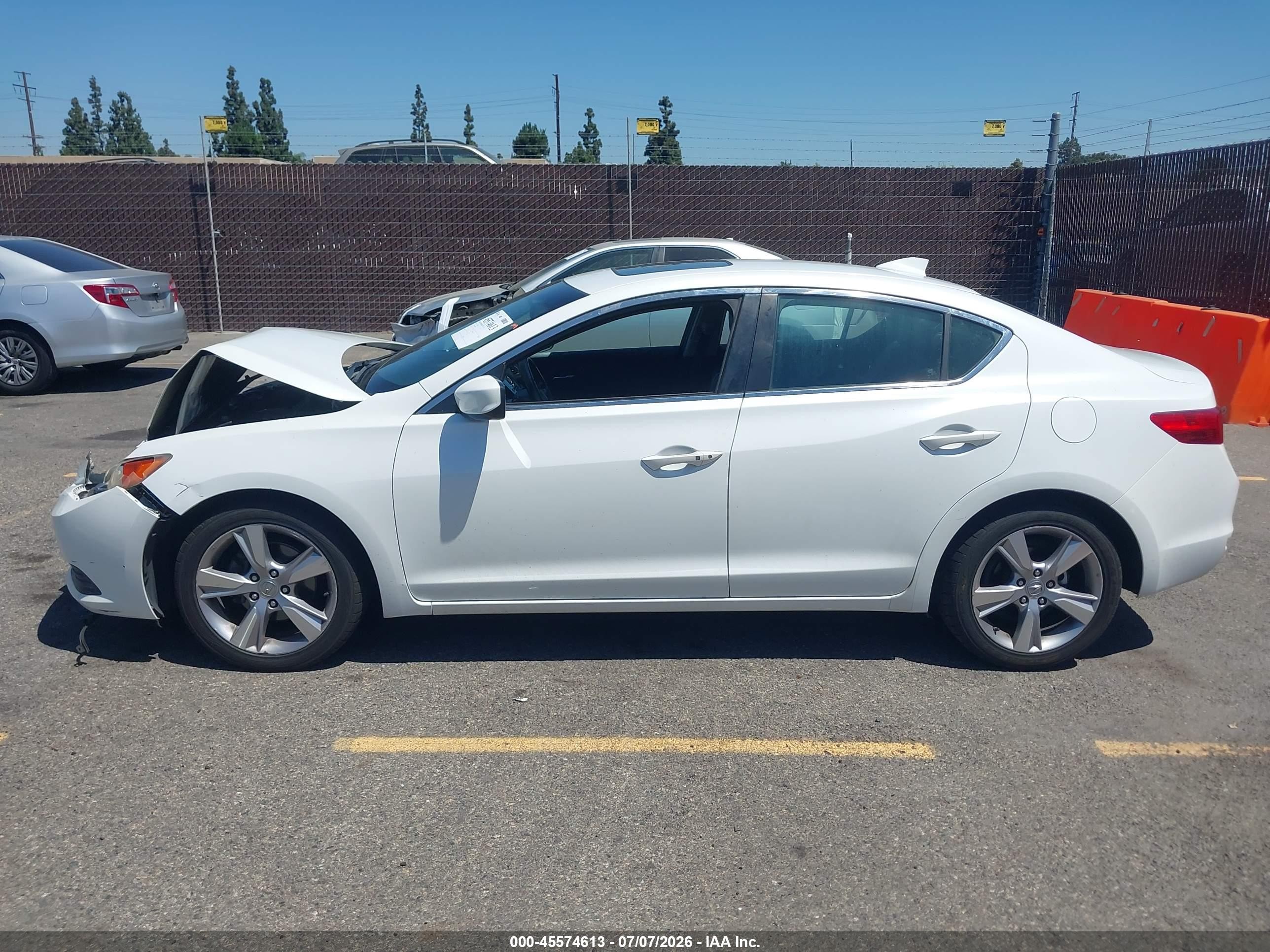 2014 Acura Ilx 2.0l Белый vin: 19VDE1F3XEE000380