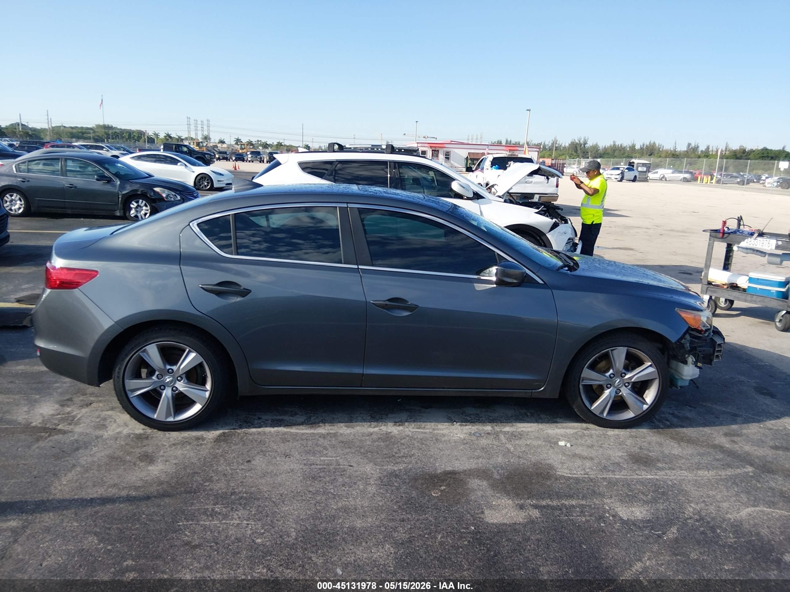 2014 Acura Ilx 2.0l Gray vin: 19VDE1F3XEE005241