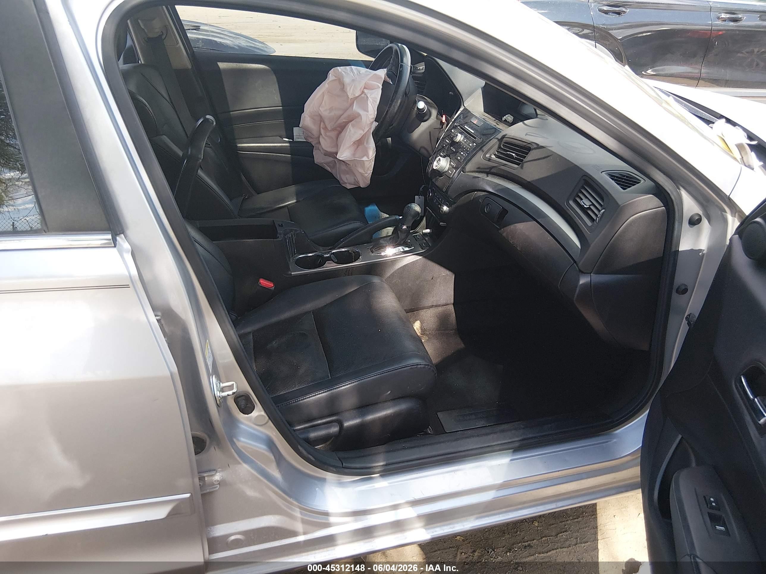 2013 Acura Ilx 2.0l Silver vin: 19VDE1F52DE010918