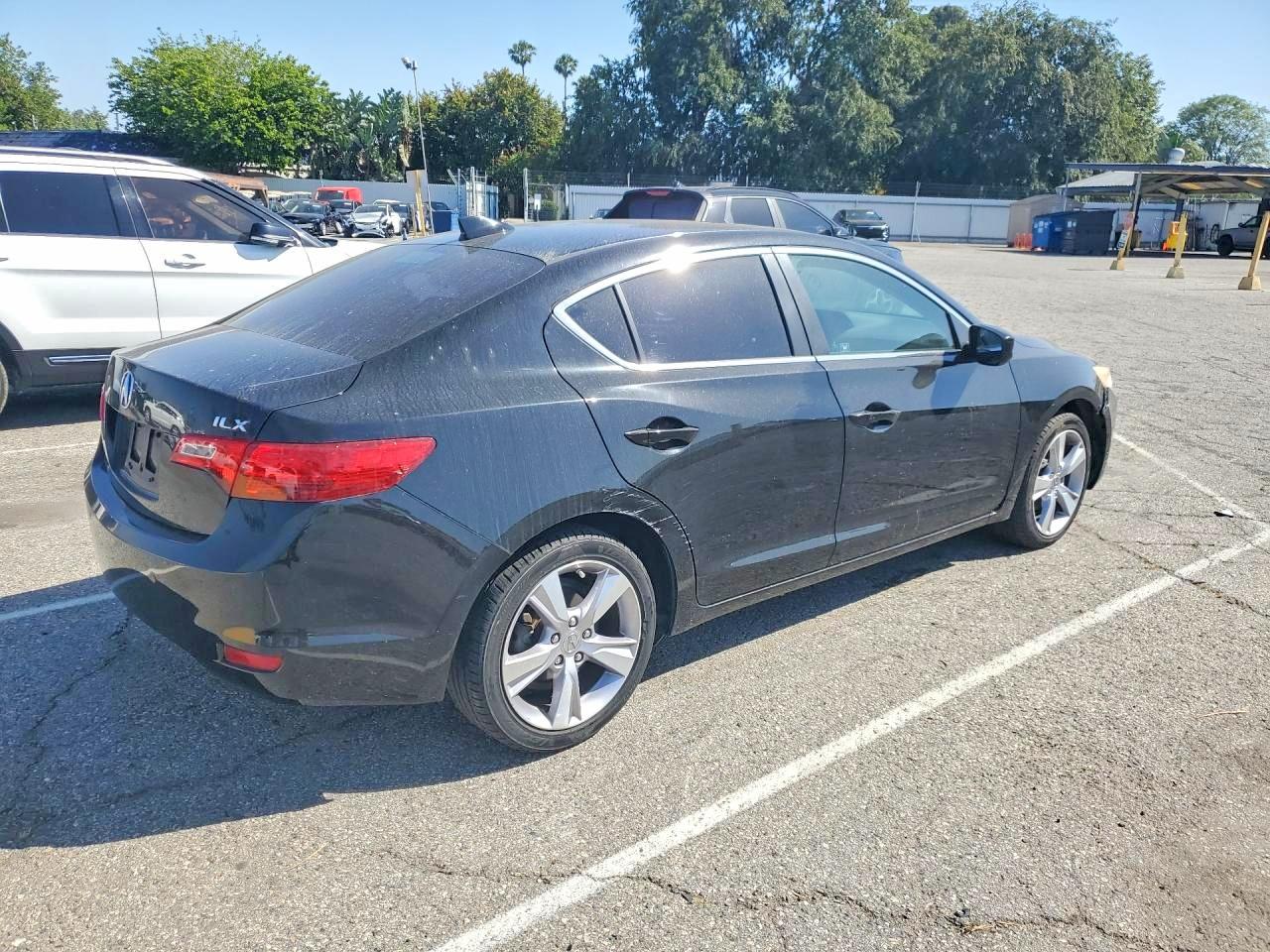 2013 Acura Ilx 20 Premium Black vin: 19VDE1F55DE007575