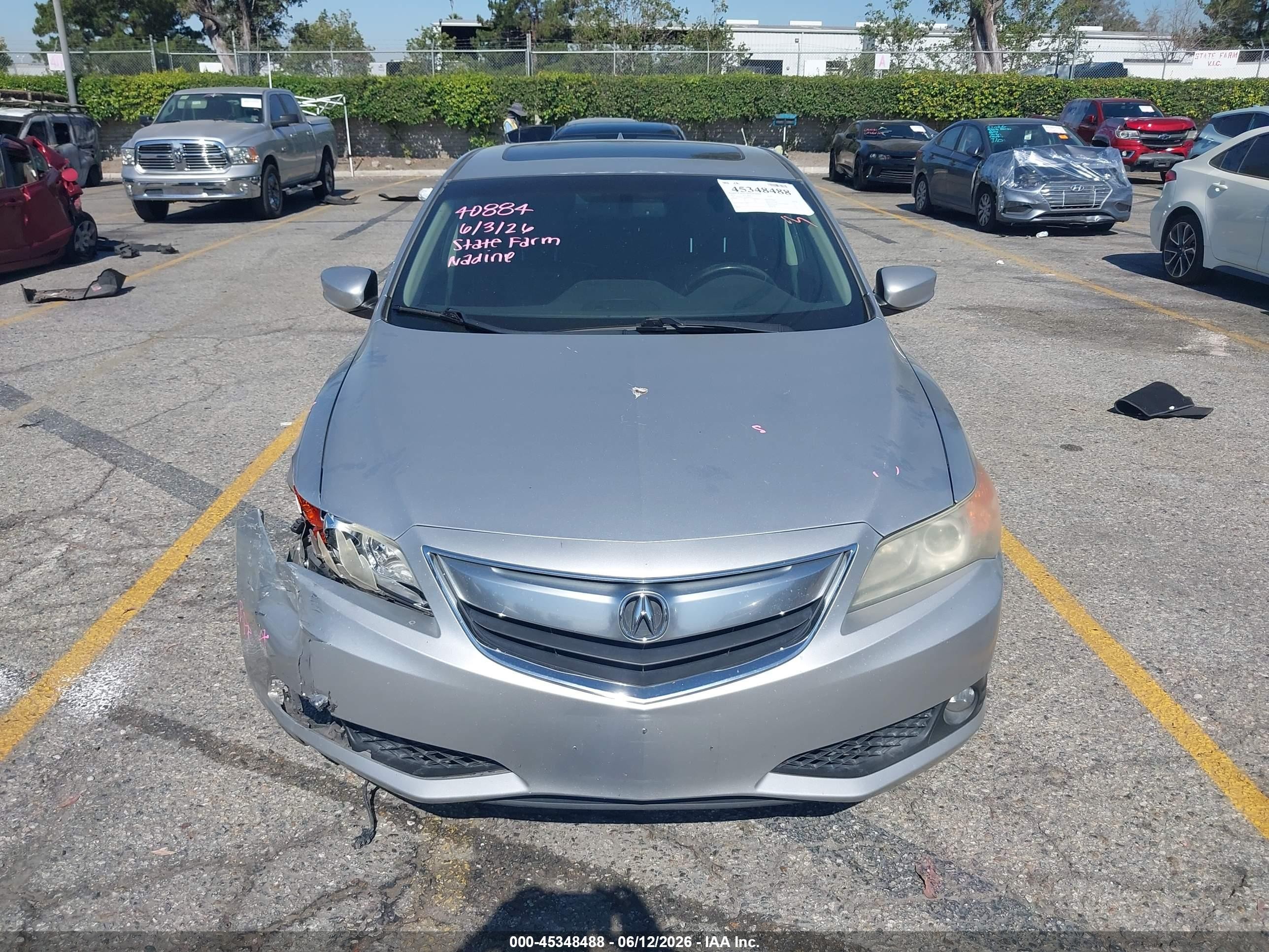 2013 Acura Ilx 2.0l Silver vin: 19VDE1F56DE018522