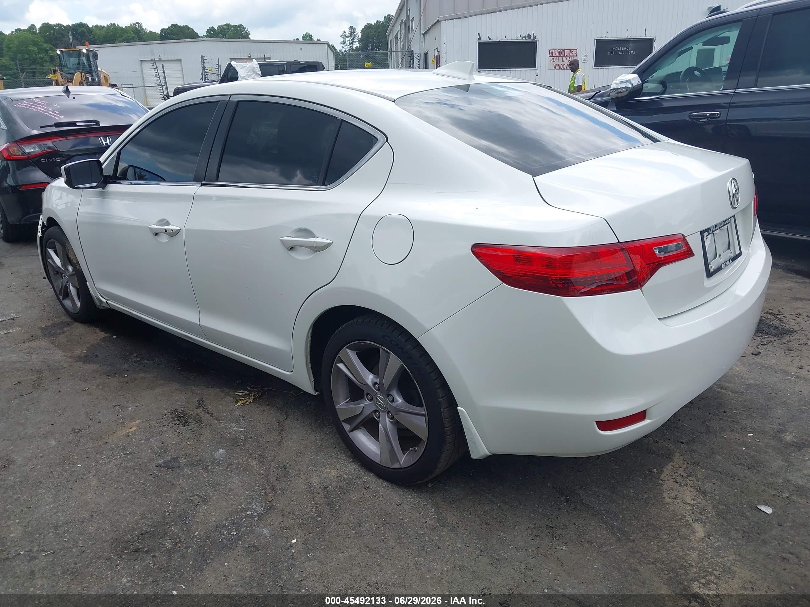 2015 Acura Ilx 2.0l Белый vin: 19VDE1F56FE009841