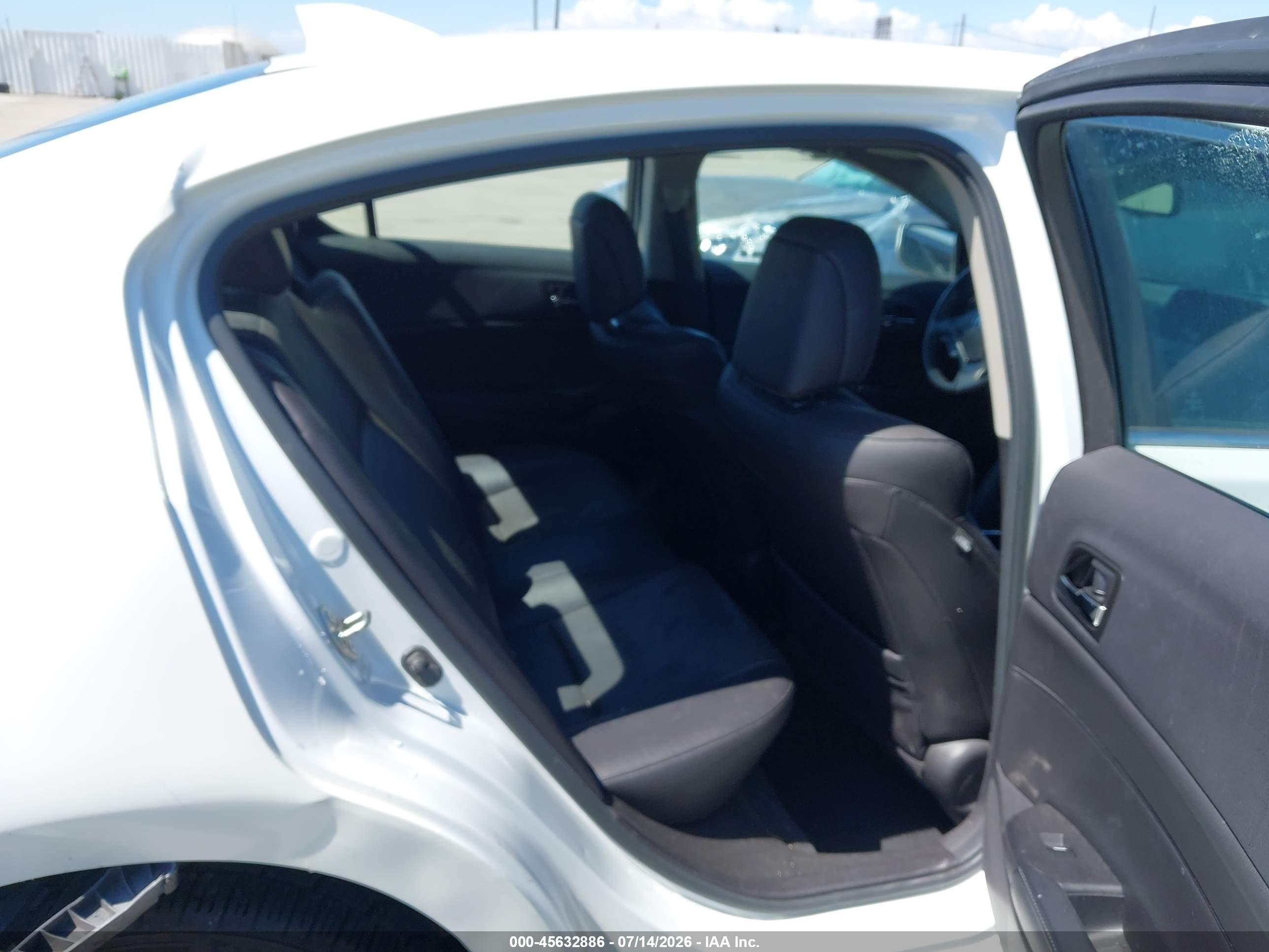 2015 Acura Ilx 2.0l White vin: 19VDE1F57FE004504