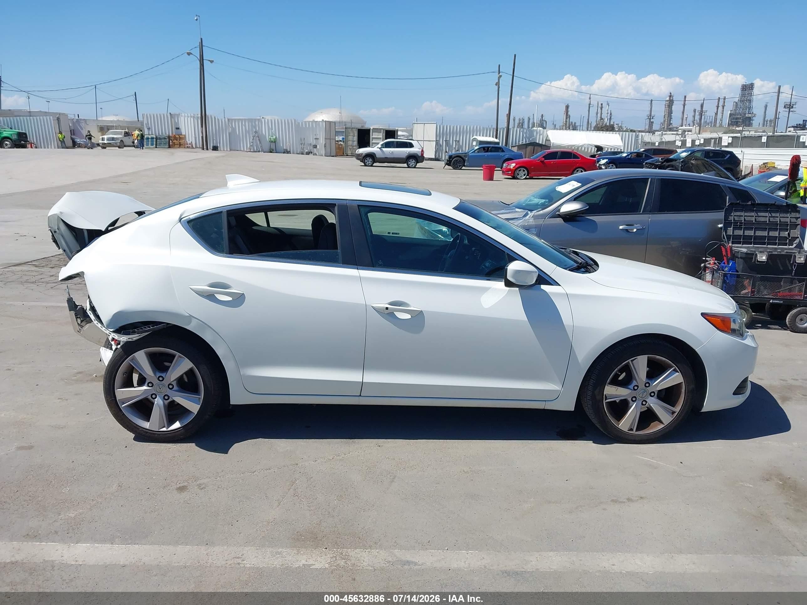 2015 Acura Ilx 2.0l White vin: 19VDE1F57FE004504