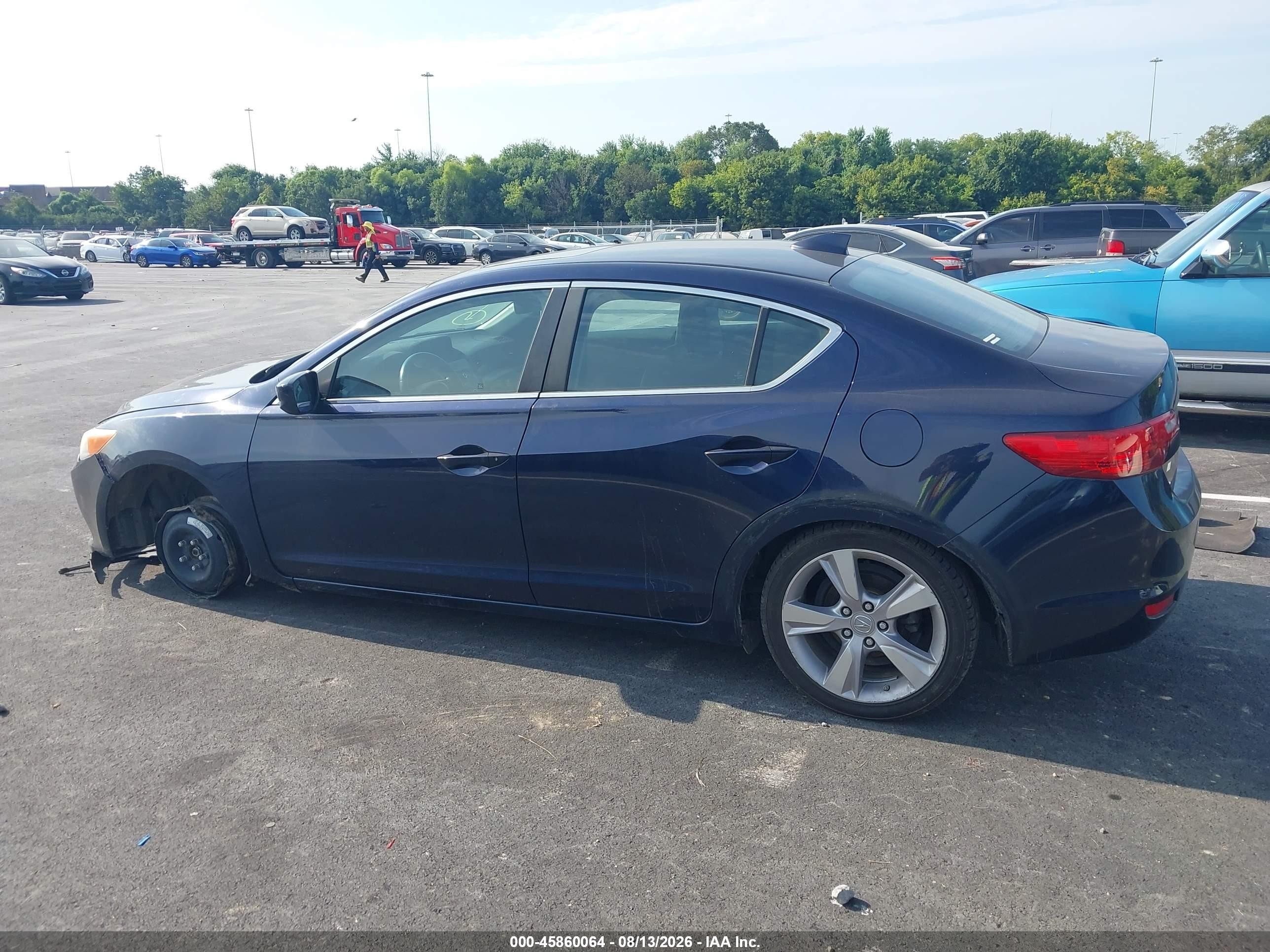 2014 Acura Ilx 2.0l Blue vin: 19VDE1F59EE007600