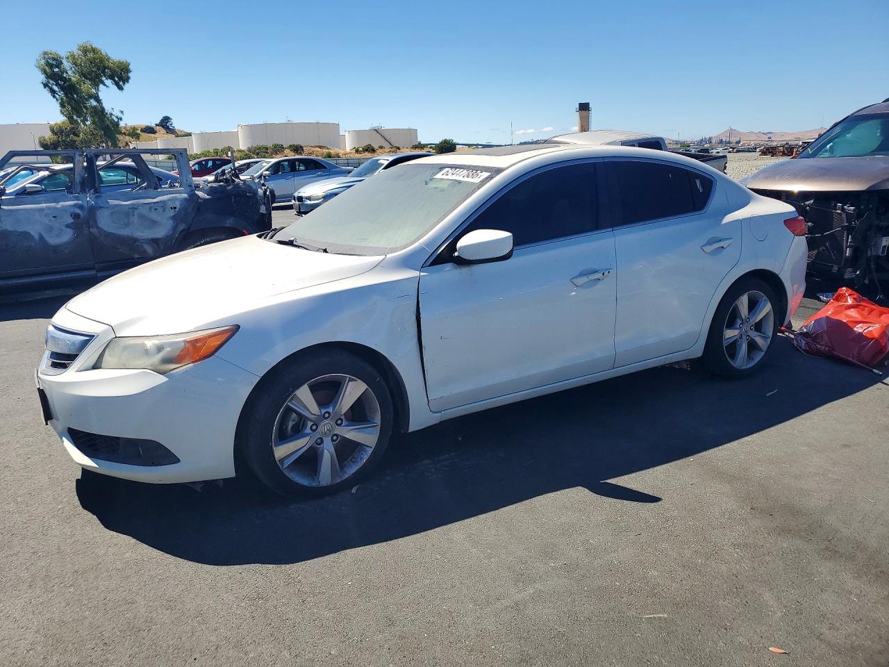 2014 Acura Ilx 20 Premium White vin: 19VDE1F5XEE007444