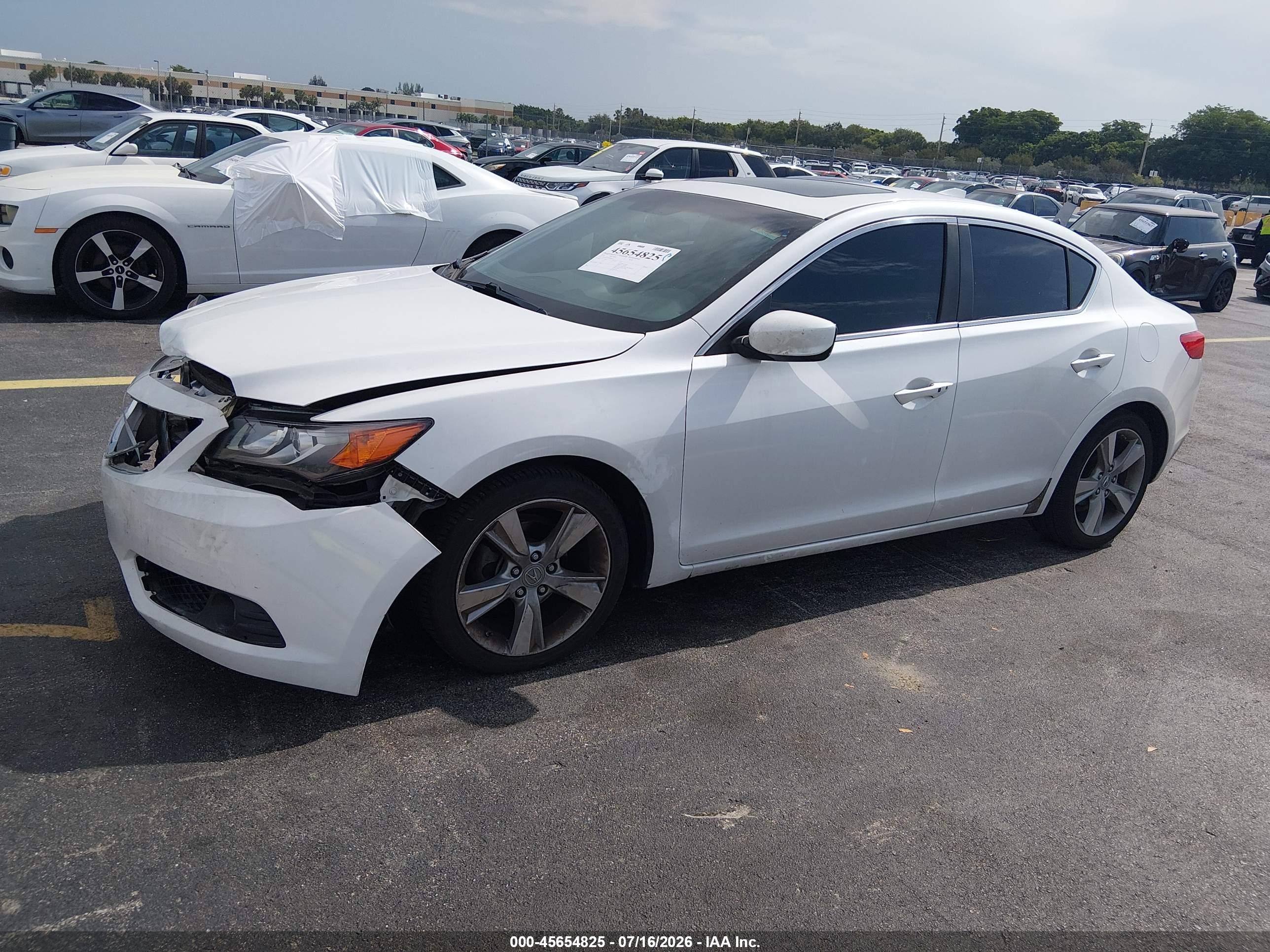 2014 Acura Ilx 2.0l White vin: 19VDE1F71EE003753